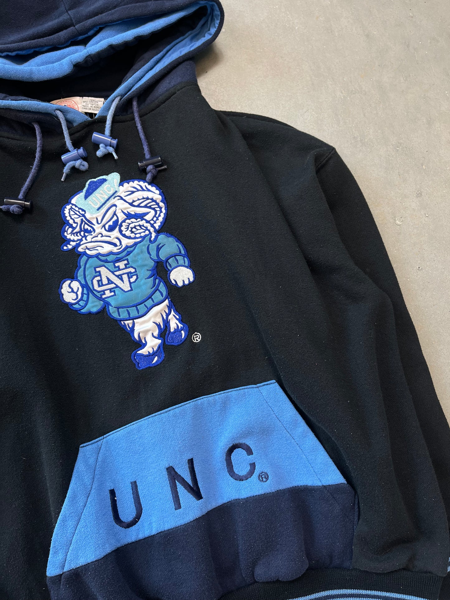 90’s UNC Tarheels Vintage Double Hood College Hoodie (Medium)