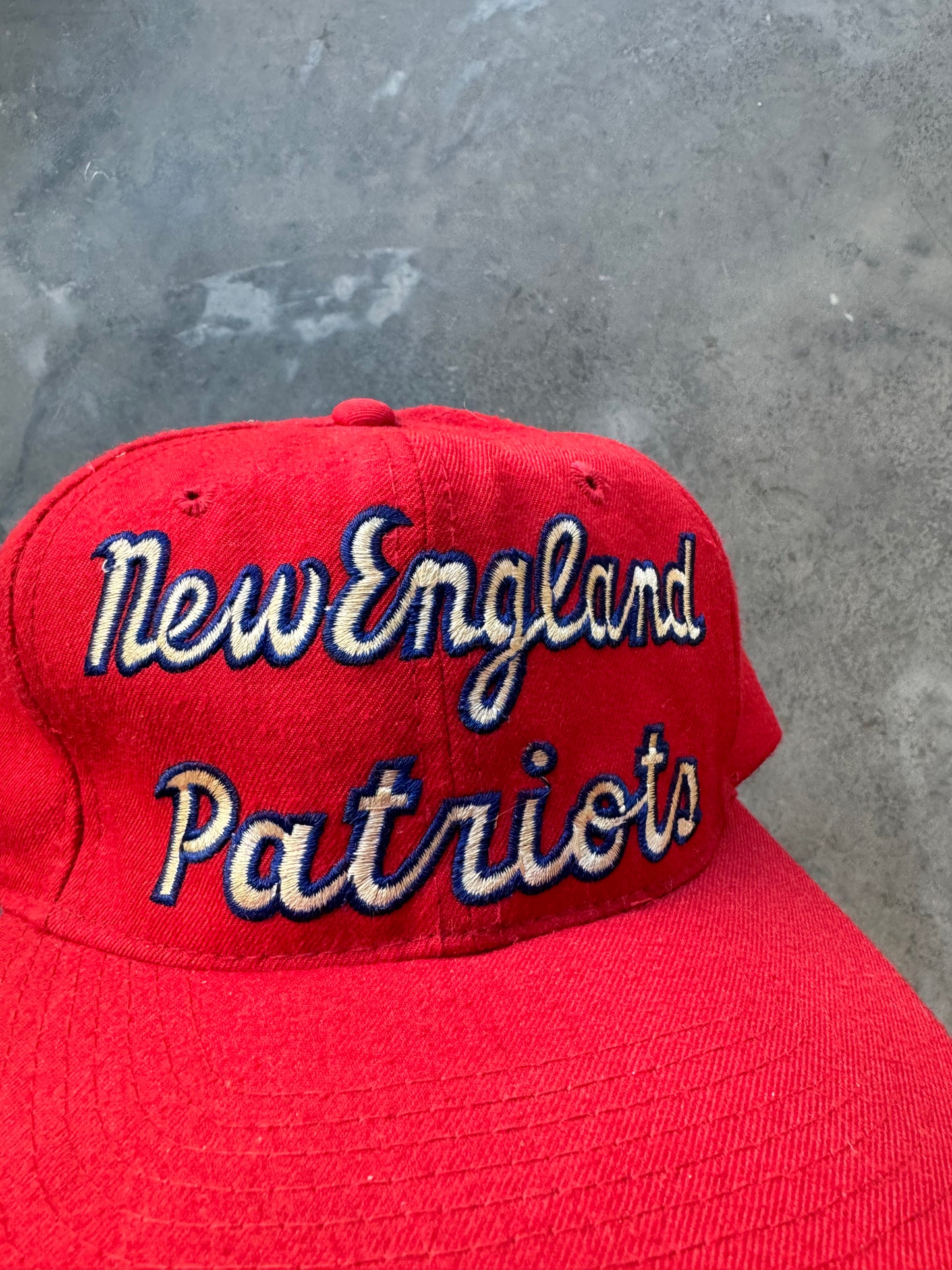 80’s New England Patriots Vintage Red NFL Script Spellout Snapback Hat (OSFA)