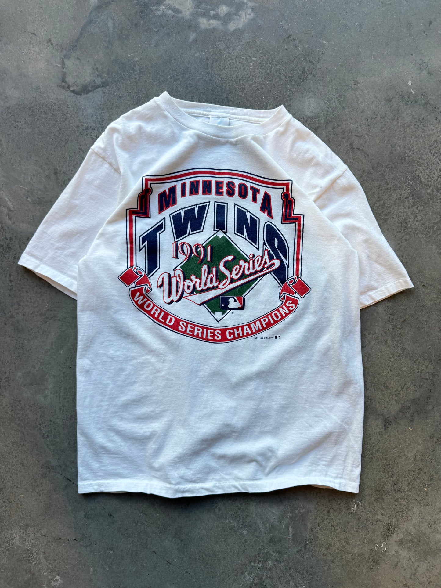 1991 Minnesota Twins Vintage World Series Champions MLB Baseball Tee (Large)