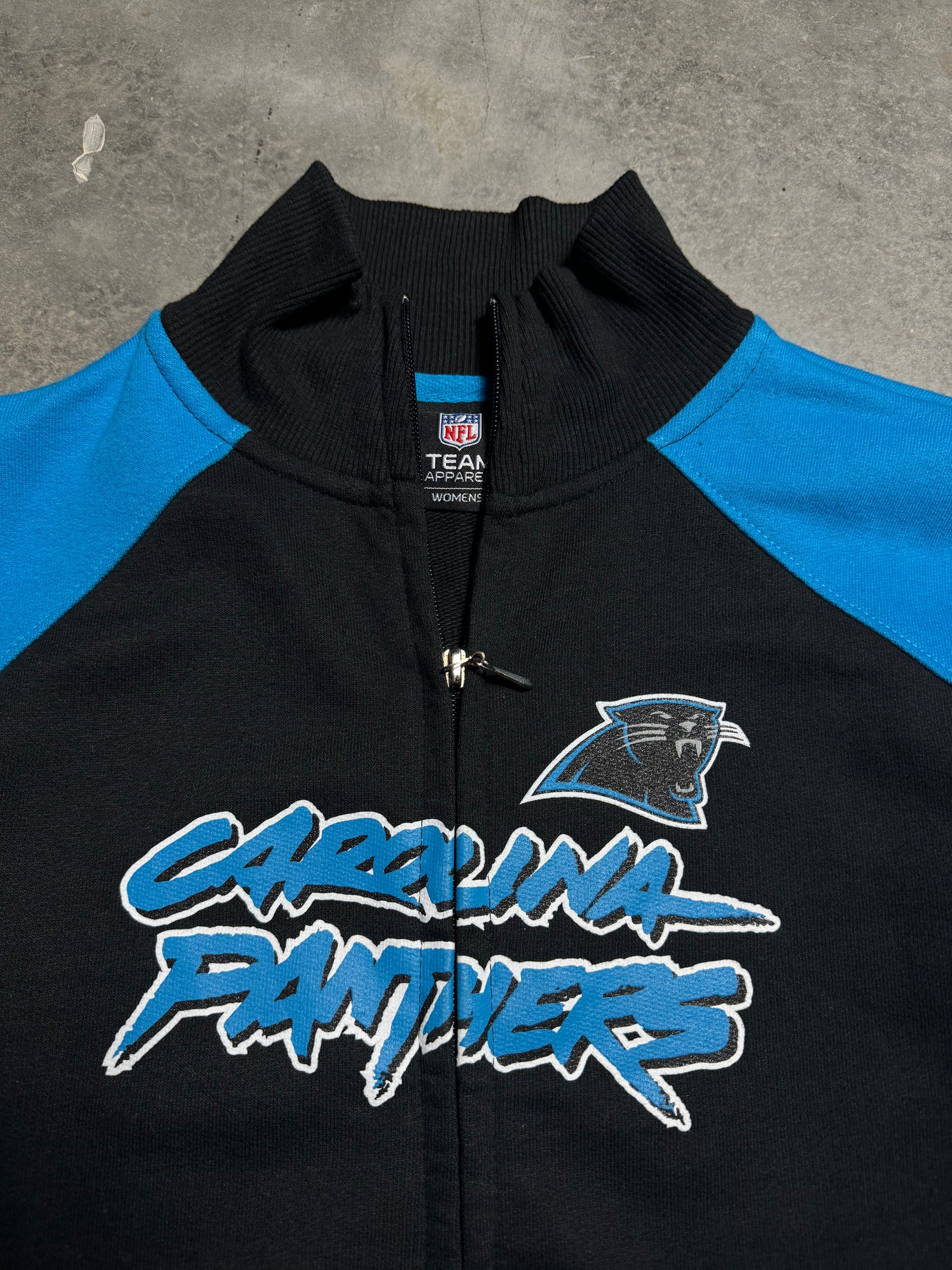 00’s Carolina Panthers Vintage Black Reebok Cat Scratch Font Full Zip NFL Jacket (Women’s Small)