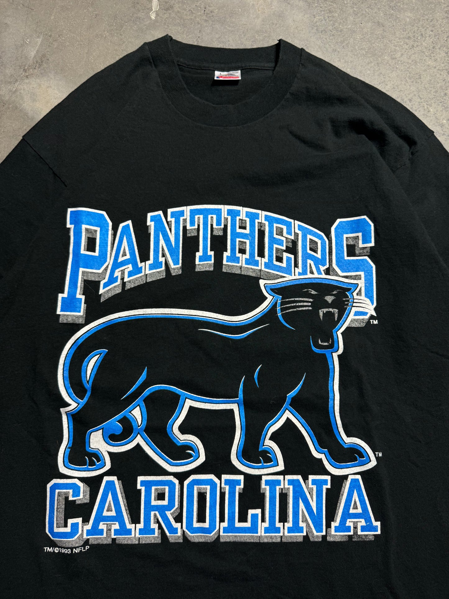 1993 Carolina Panthers Vintage Black Full Cat Alternate Logo NFL Tee (Large)