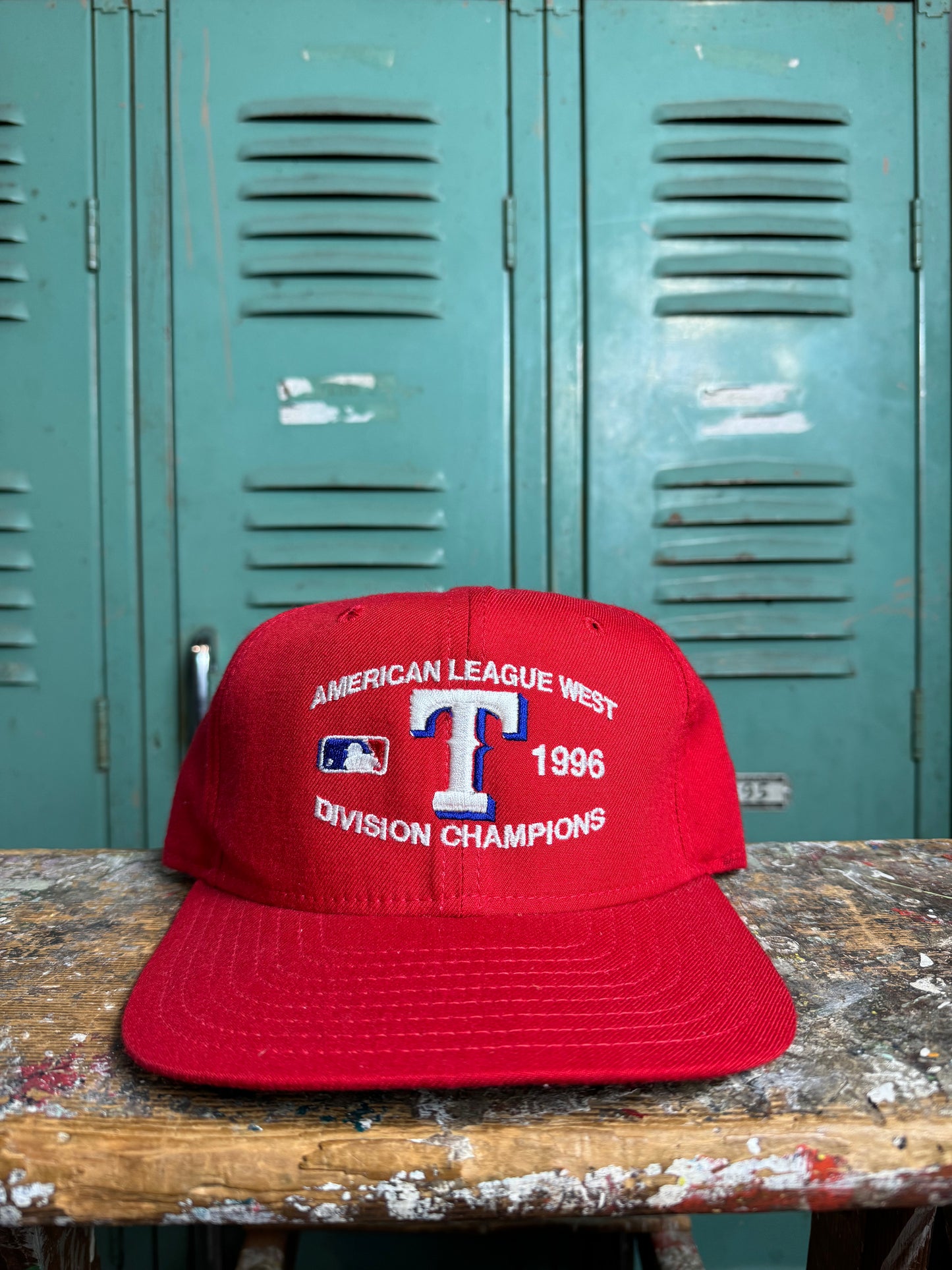 1996 Texas Rangers AL West Division Champions Vintage MLB Snapback Hat (OSFA)