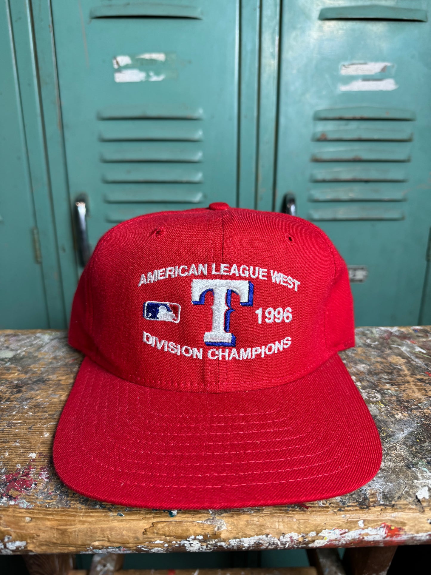 1996 Texas Rangers AL West Division Champions Vintage MLB Snapback Hat (OSFA)