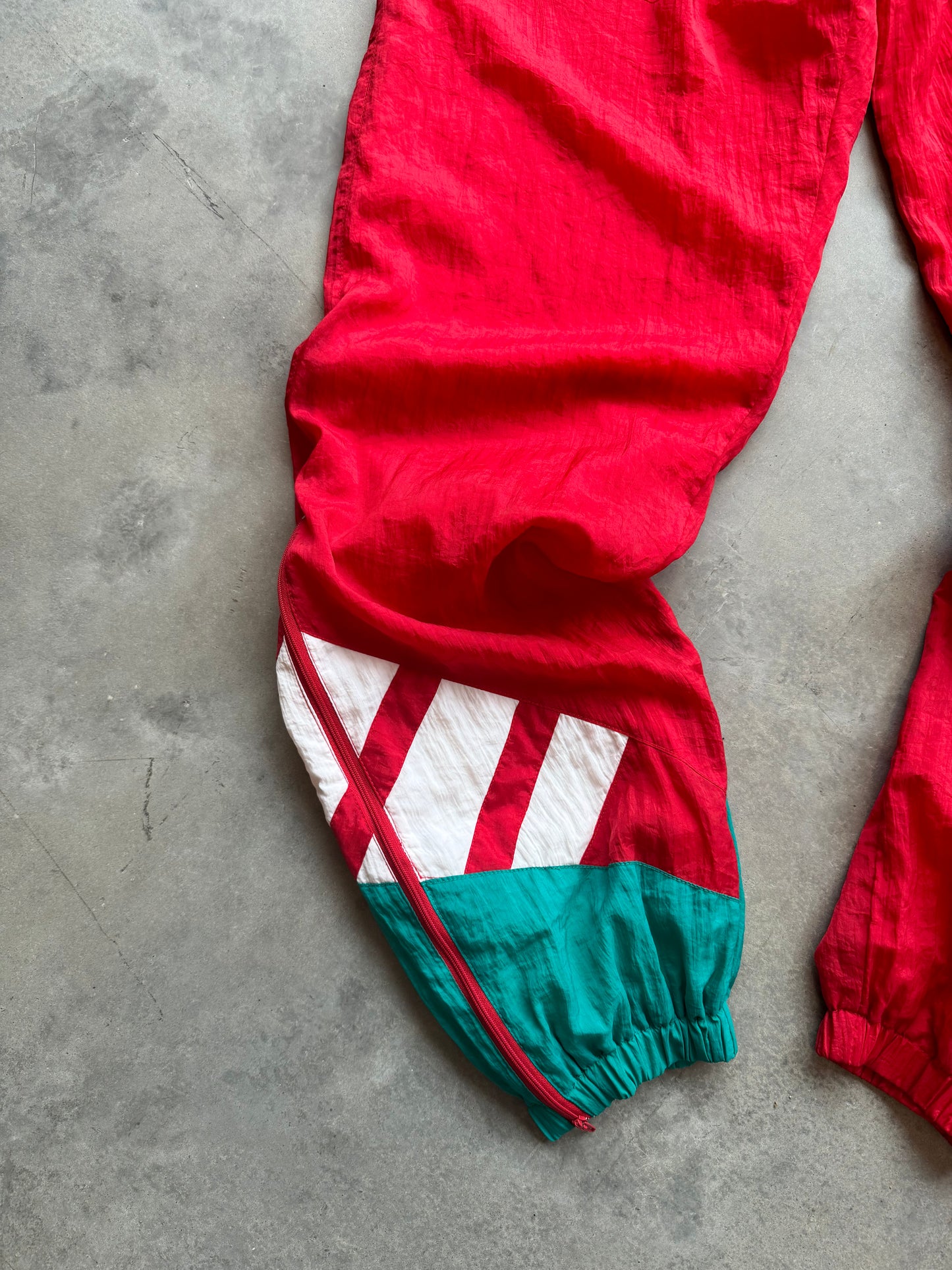 90’s Liverpool FC Adidas Vintage Track Pants (XL)