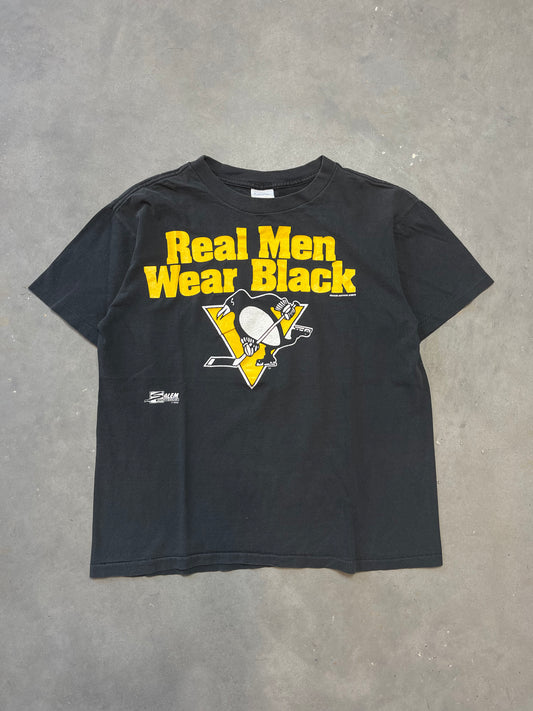 90’s Pittsburgh Penguins “Real Men Wear Black” Vintage NHL Hockey Tee (Medium)