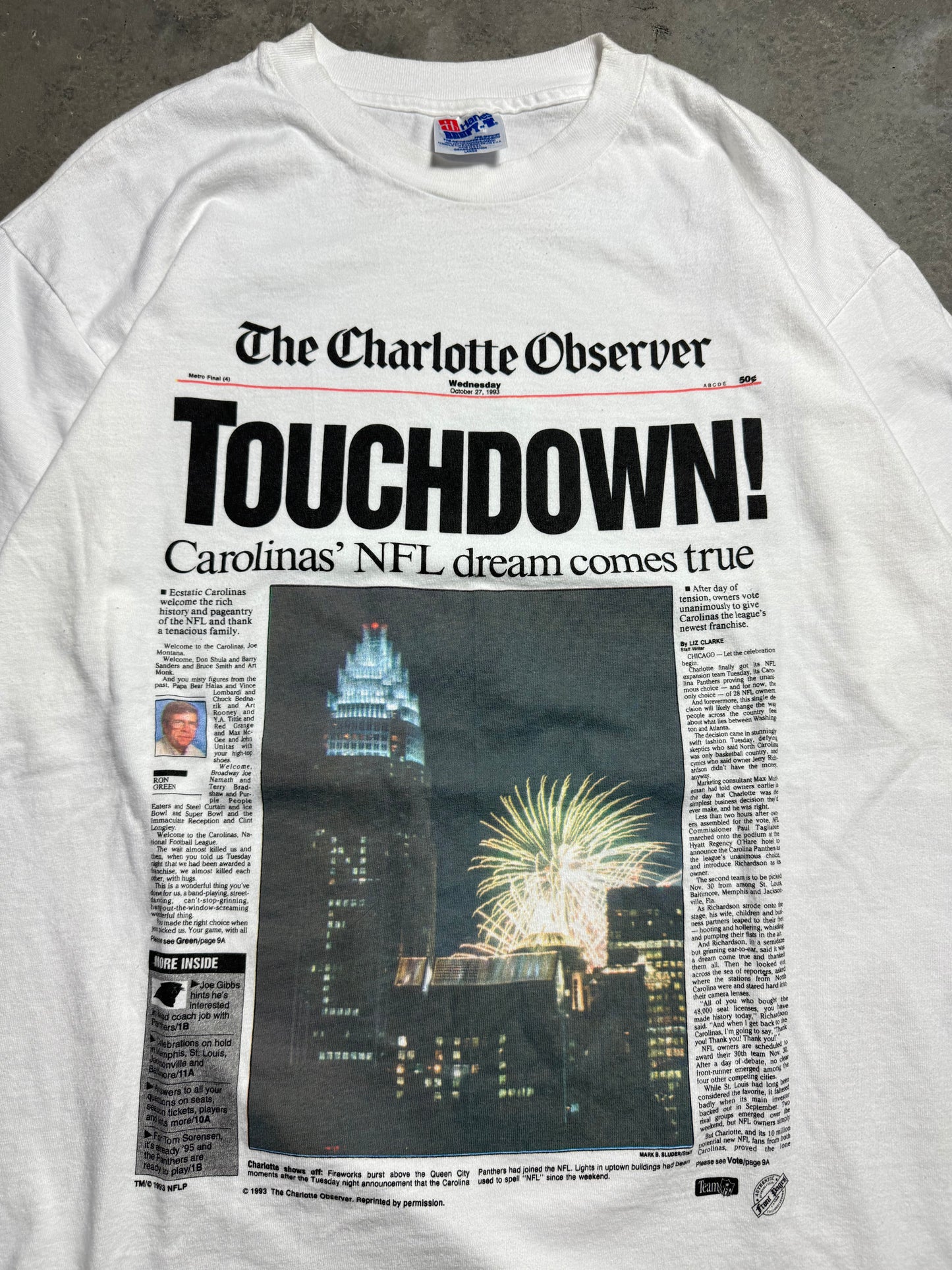 1993 Carolina Panthers “Touchdown!” Vintage Charlotte Observer Expansion Franchise Announcement NFL Newspaper Tee (Large)