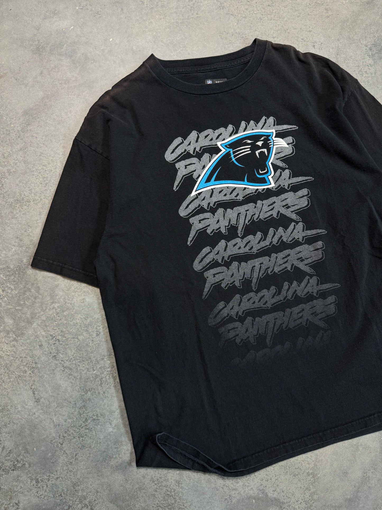 00’s Carolina Panthers Vintage Reebok Cat Scratch Fade to Black NFL Tee (XL)