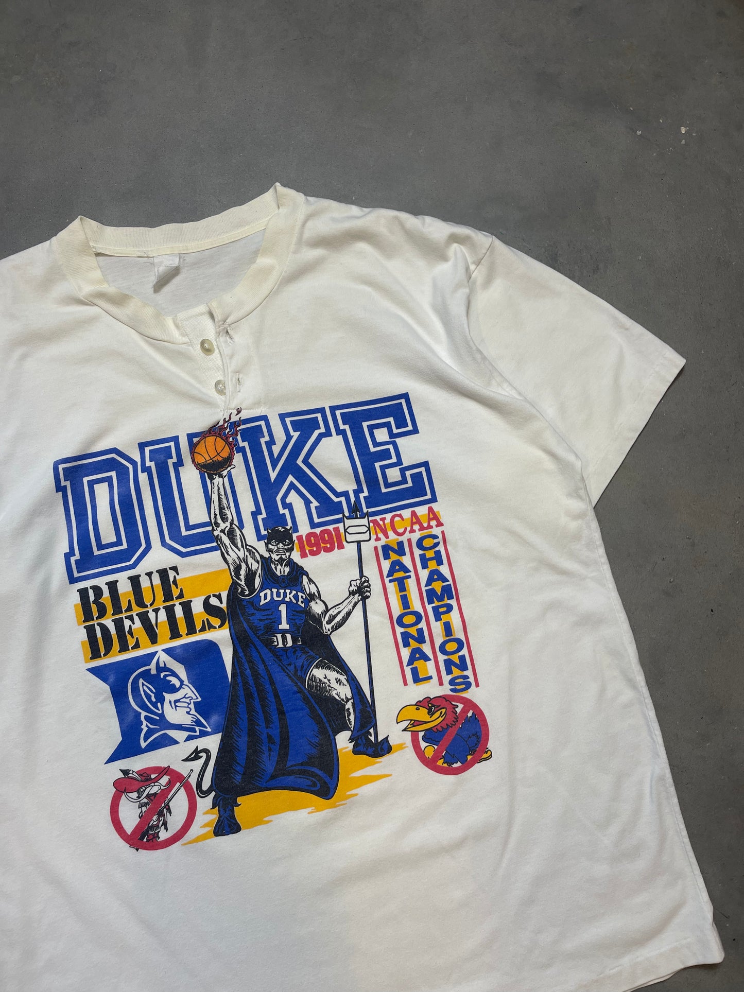 1991 Duke Blue Devils Vintage National Champions College Basketball Tee (XL)