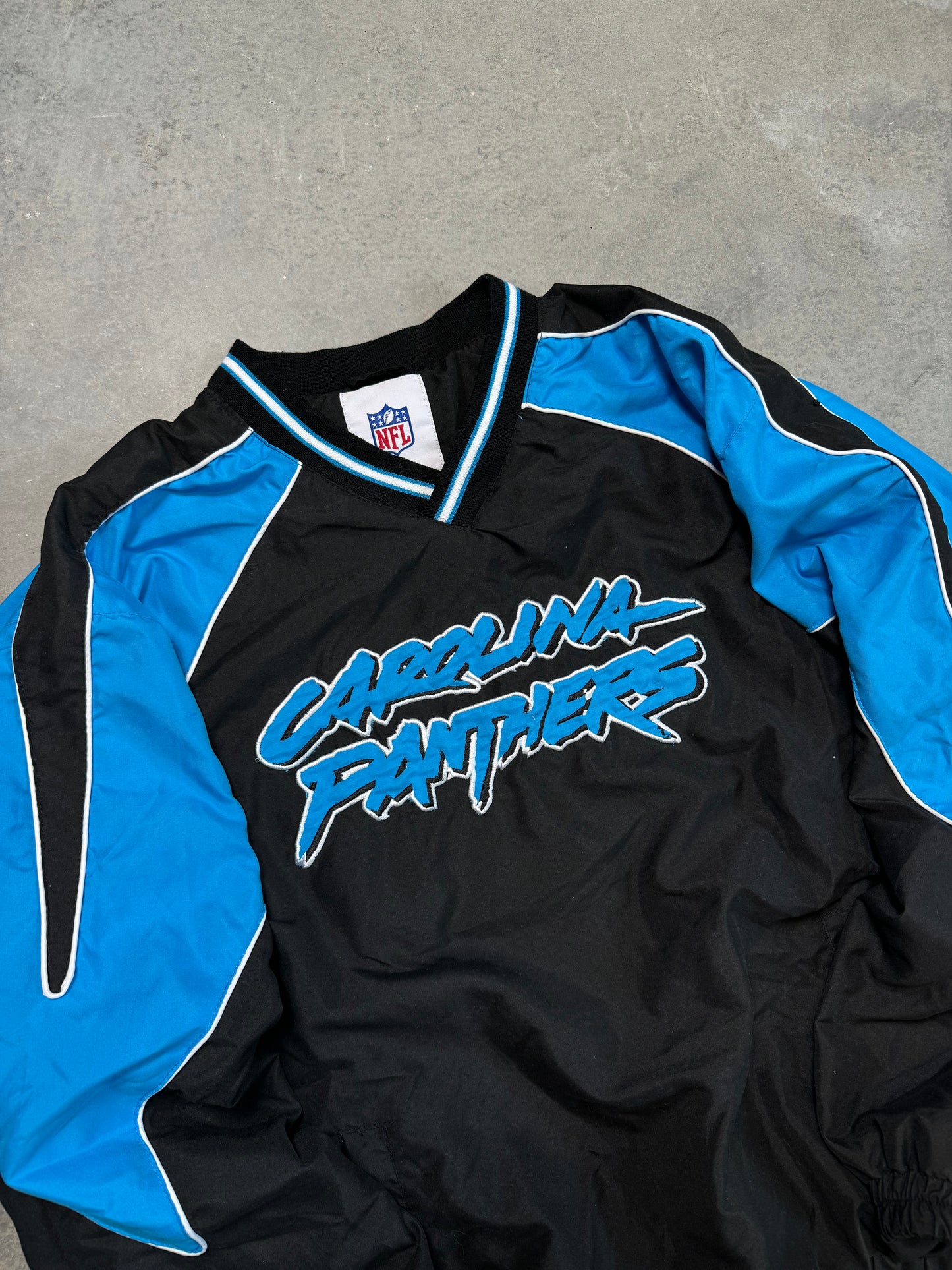 00’s Carolina Panthers Vintage Cat Scratch Font NFL Pullover (XL)