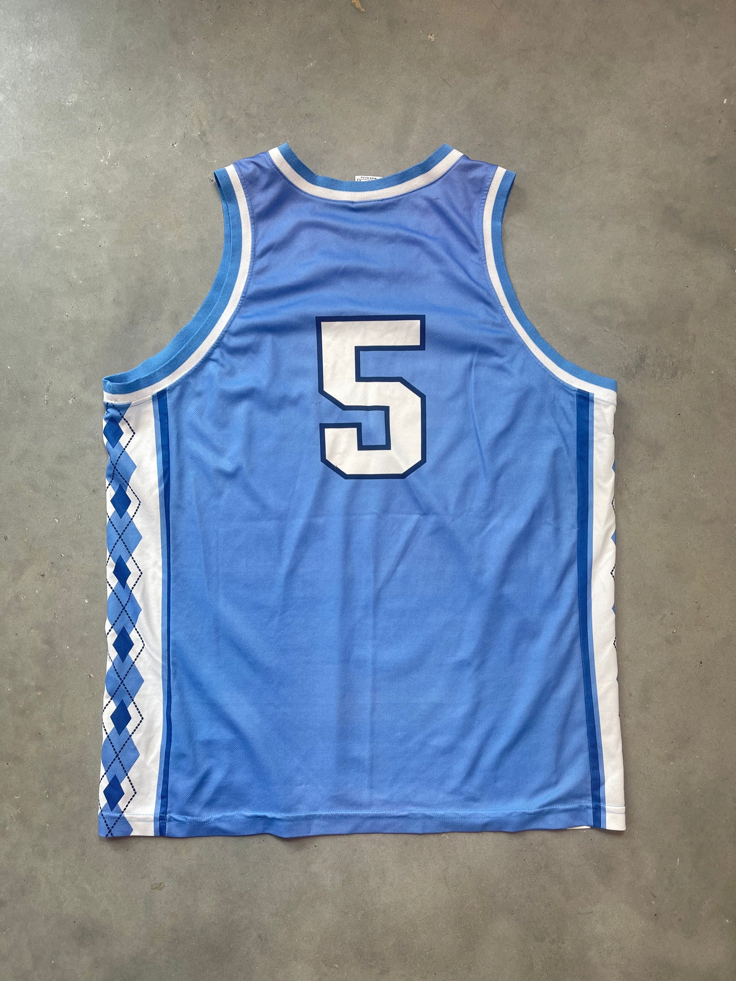 90’s UNC Tarheels Ed Cota Vintage Nike Team Sports Basketball Jersey (Large)