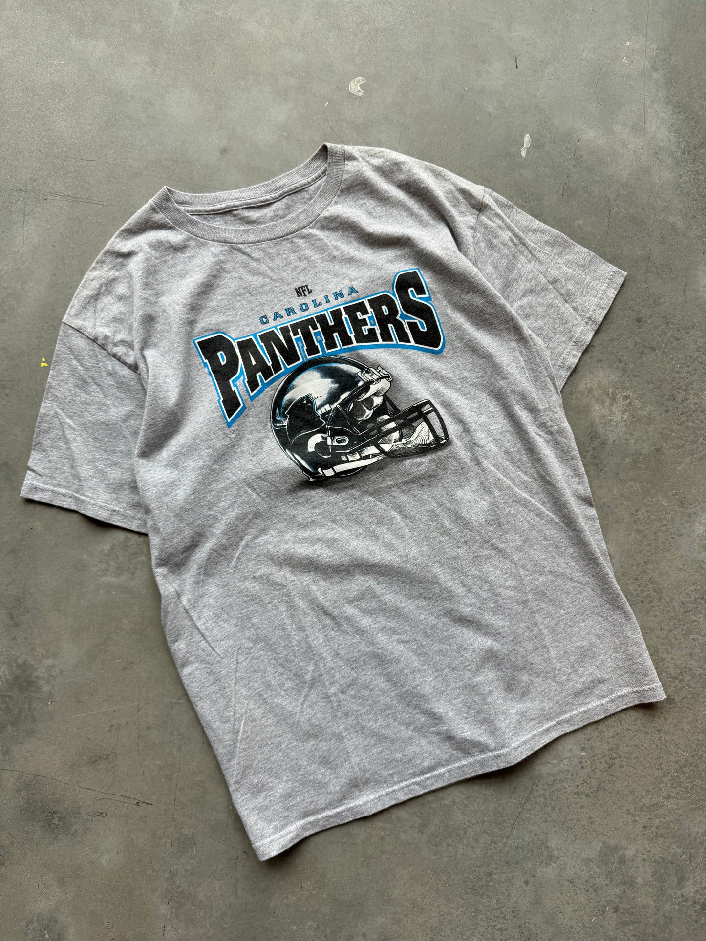 00’s Carolina Panthers Vintage Helmet NFL Tee (Large)