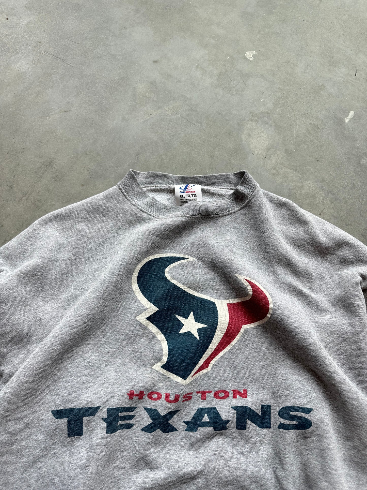 00’s Houston Texans Vintage Logo Athletic NFL Crewneck (Large)