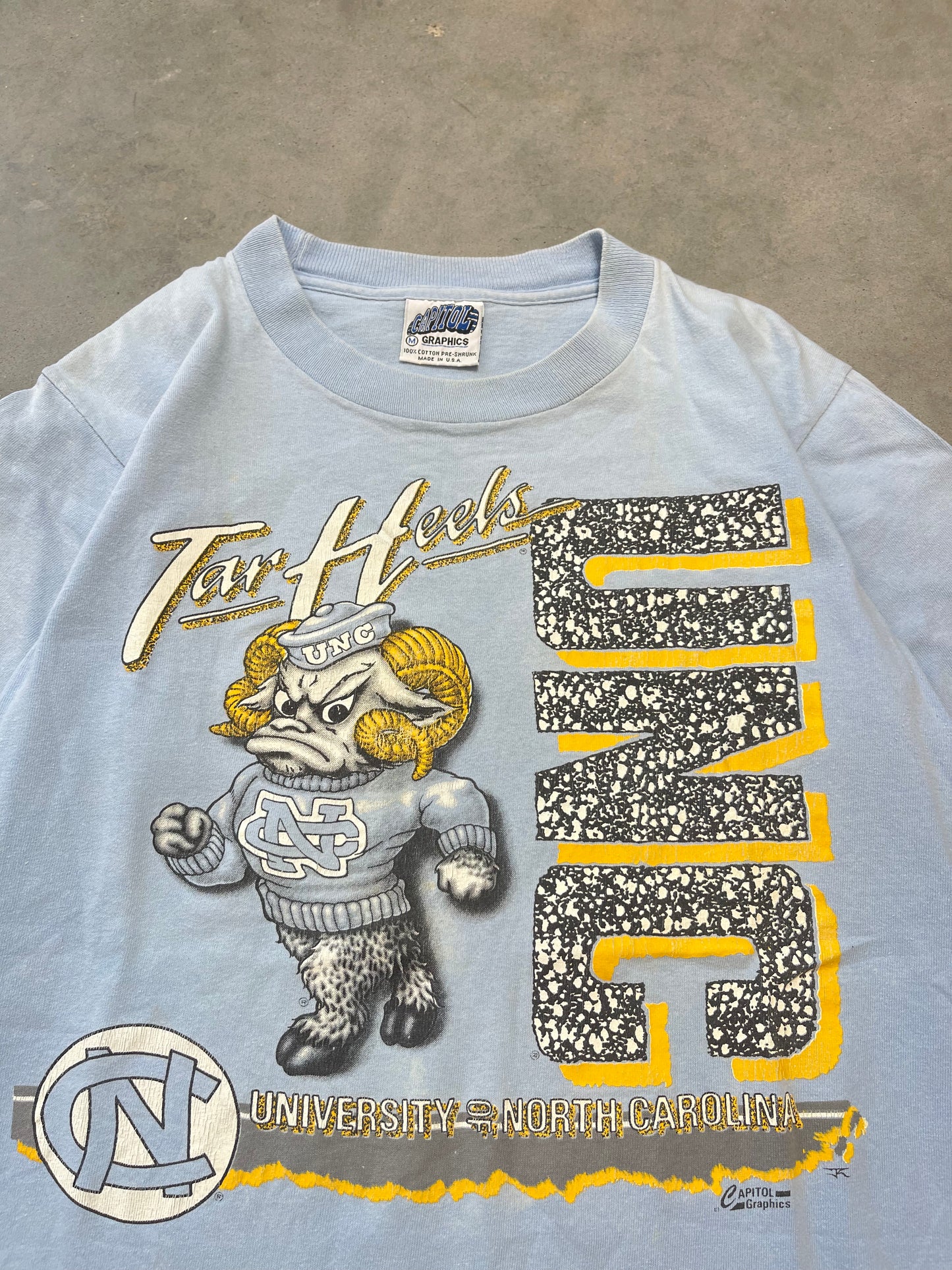 90’s UNC Tarheels Vintage Ramsey Mascot College Basketball Tee (Medium)