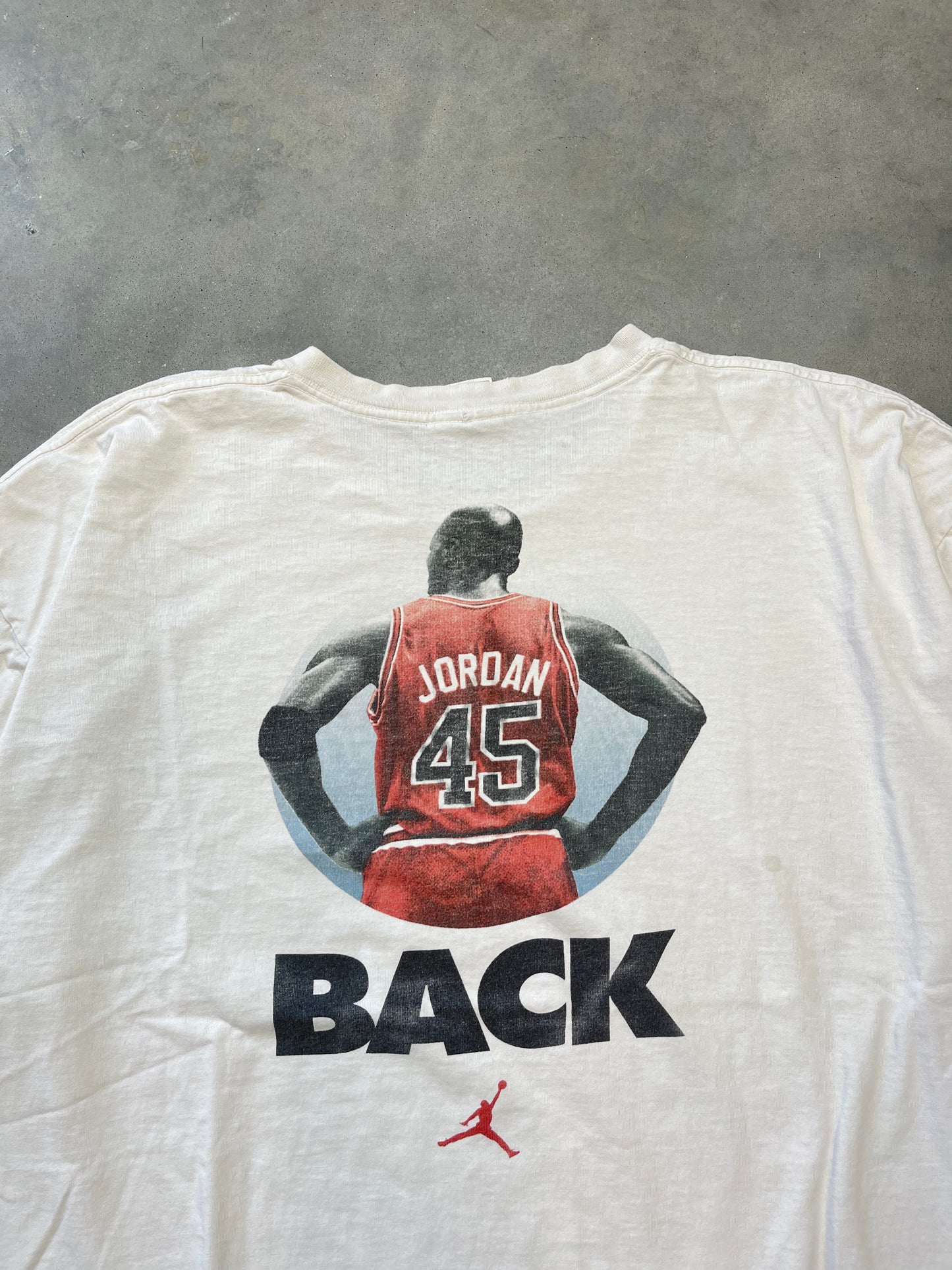 1995 Nike “Jordan’s Back” Vintage Michael Jordan Out of Retirement NBA Tee (XXL)