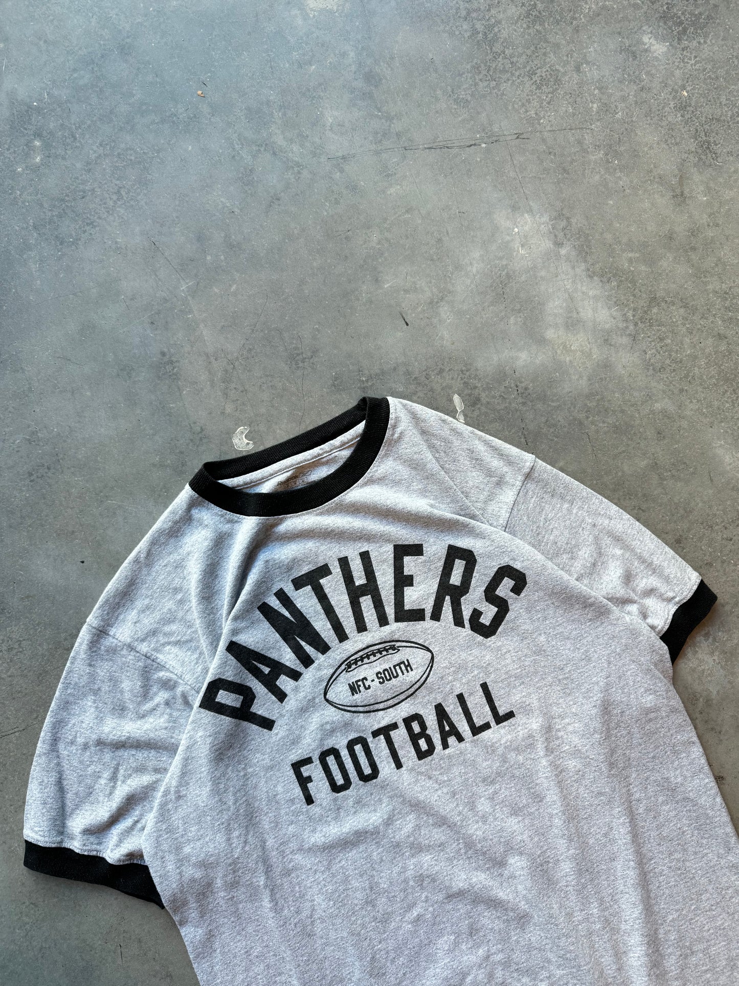 00’s Carolina Panthers Vintage Grey Reebok NFL Ringer Tee (Medium)