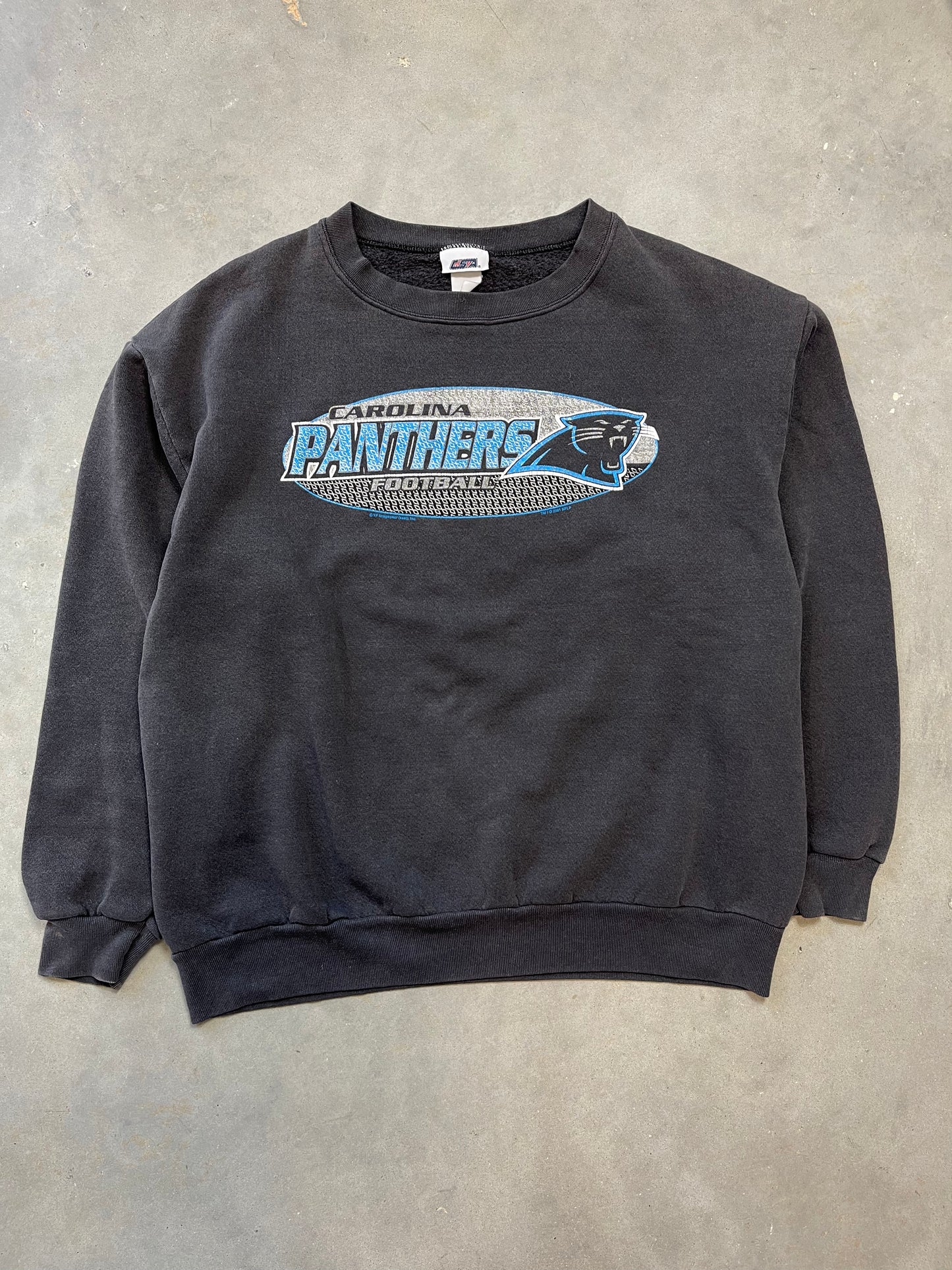 2001 Carolina Panthers Vintage Faded NFL Crewneck (Medium)