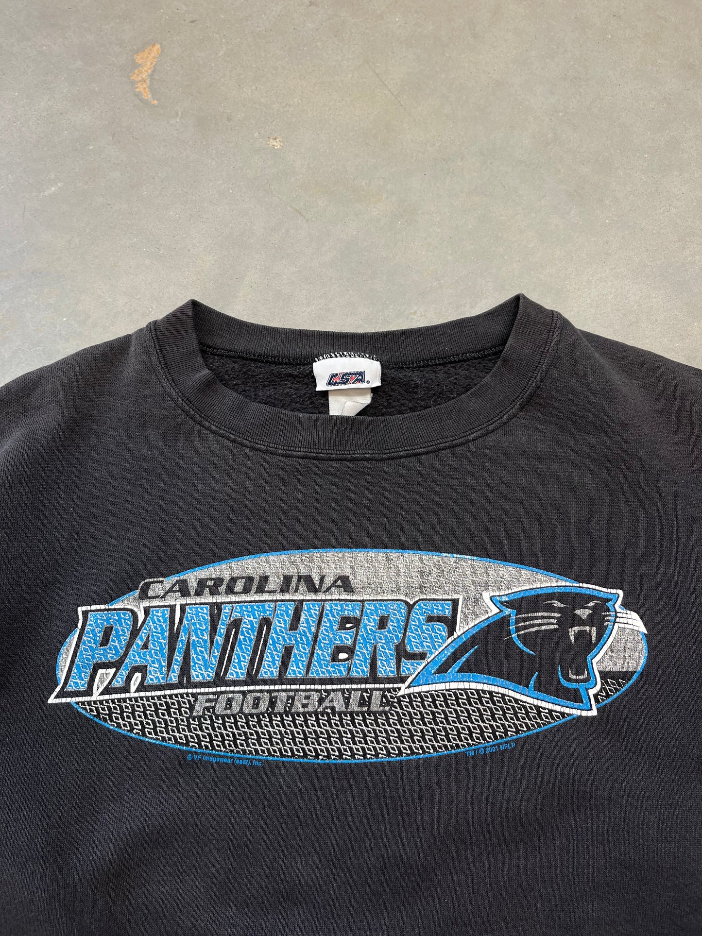 2001 Carolina Panthers Vintage Faded NFL Crewneck (Medium)