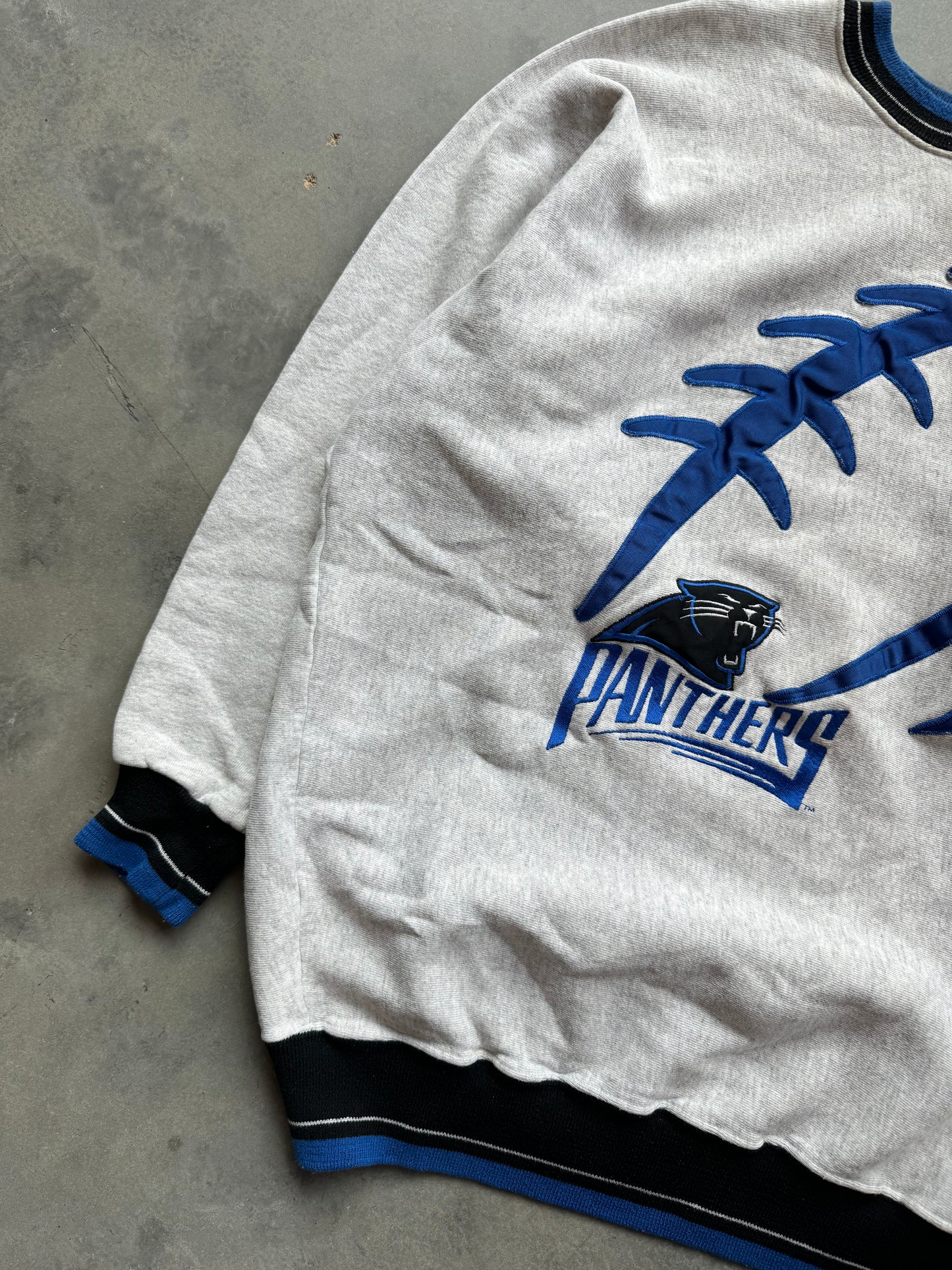 90’s Carolina Panthers Vintage Heather Grey Embroidered NFL Crewneck (XL)