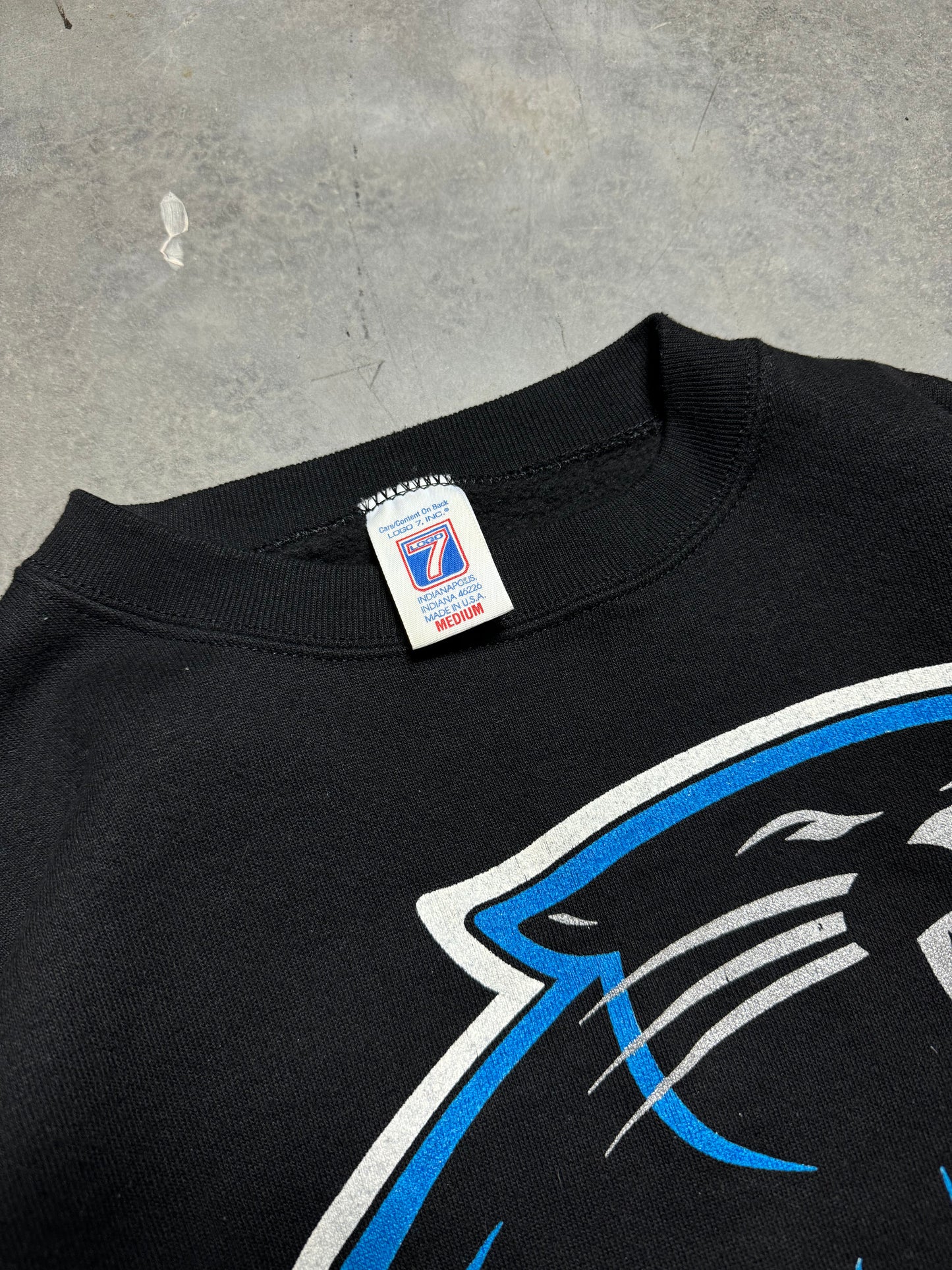 1995 Carolina Panthers Vintage Black Logo 7 Big Logo Inaugural Season NFL Crewneck (Medium)