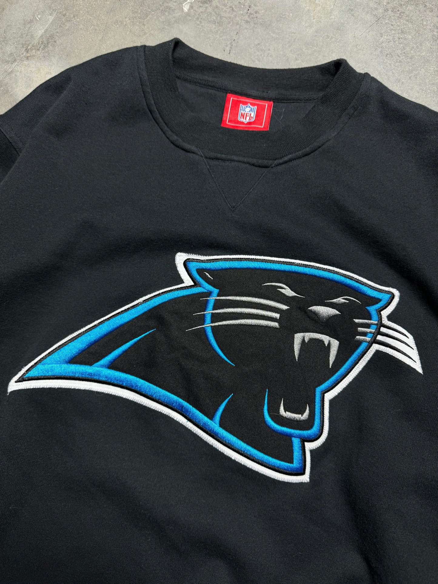 00’s Carolina Panthers Vintage Black Big Logo Fully Embroidered NFL Crewneck (Medium)