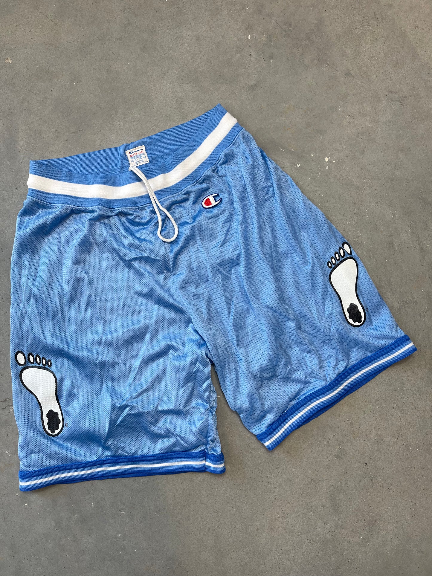 90’s UNC Tarheels Vintage Blue Champion College Basketball Shorts (Medium)