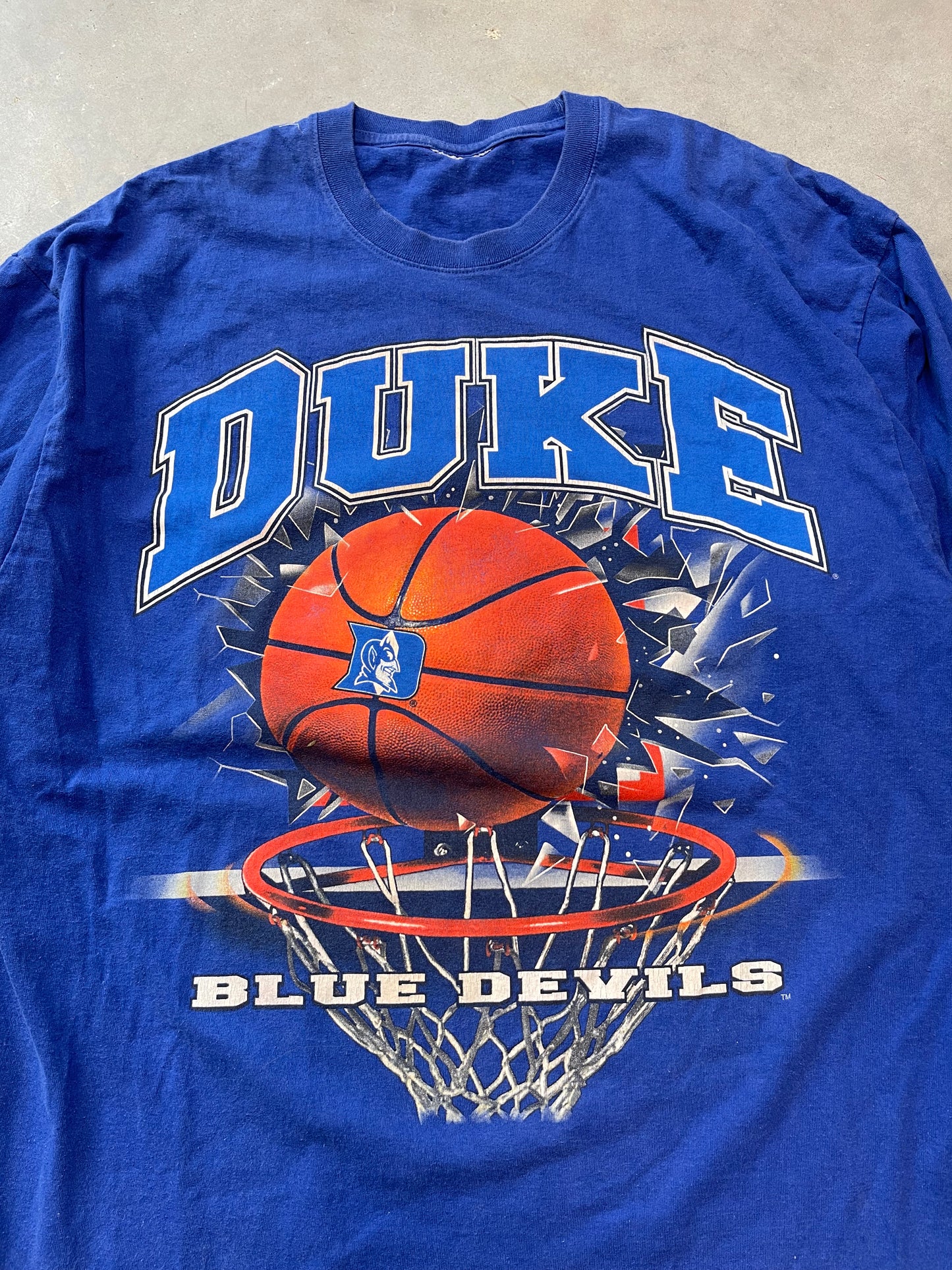 90’s Duke Blue Devils Vintage Shattered Backboard College Basketball Longsleeve Tee (XXL)