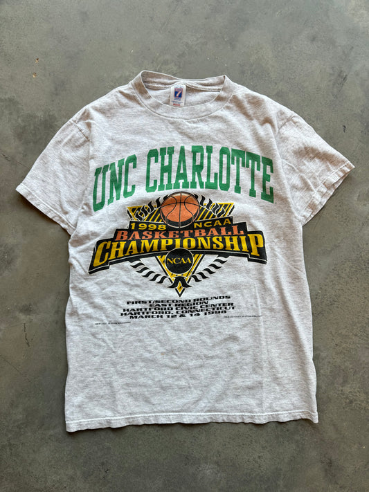 1998 UNC Charlotte 49ers NCAA Tournament Vintage Logo 7 College Basketball Tee (Medium)