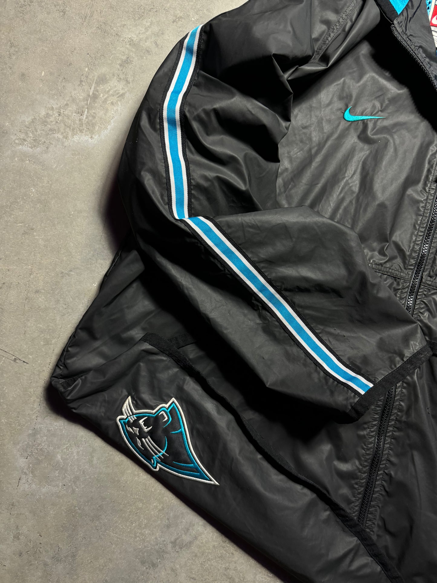 2000 Carolina Panthers Vintage Black Nike Cat Scratch Font Sideline NFL Jacket (XXL)
