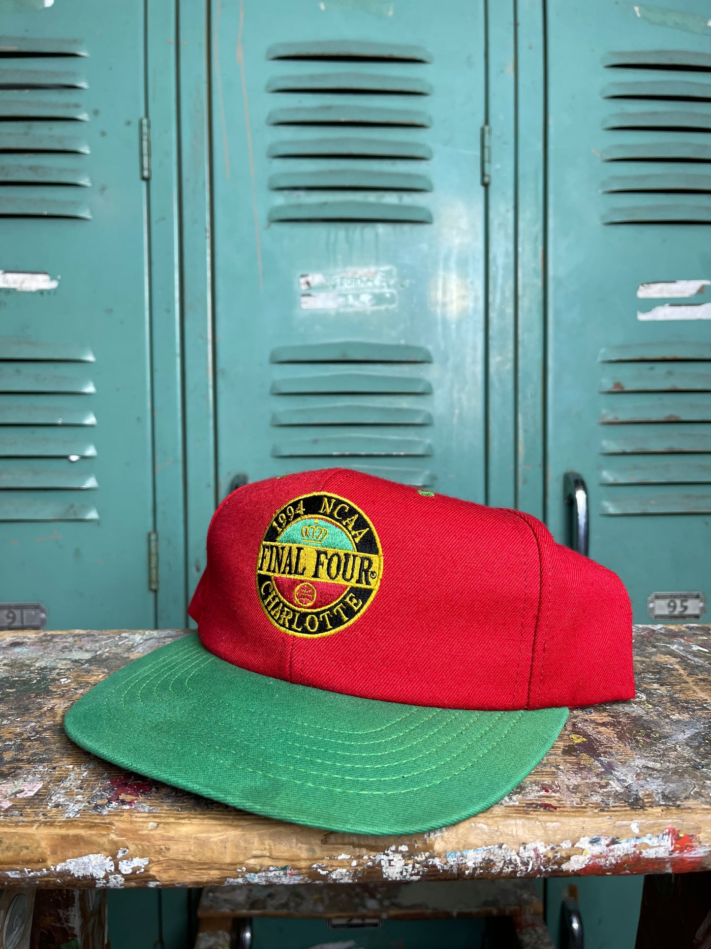 1994 Charlotte Final Four Vintage Red/Green College Basketball Snapback Hat (OSFA)