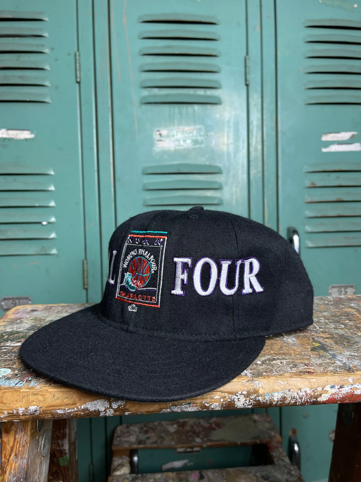 1996 Charlotte Women’s Final Four Vintage Big Logo College Basketball Snapback Hat (OSFA)