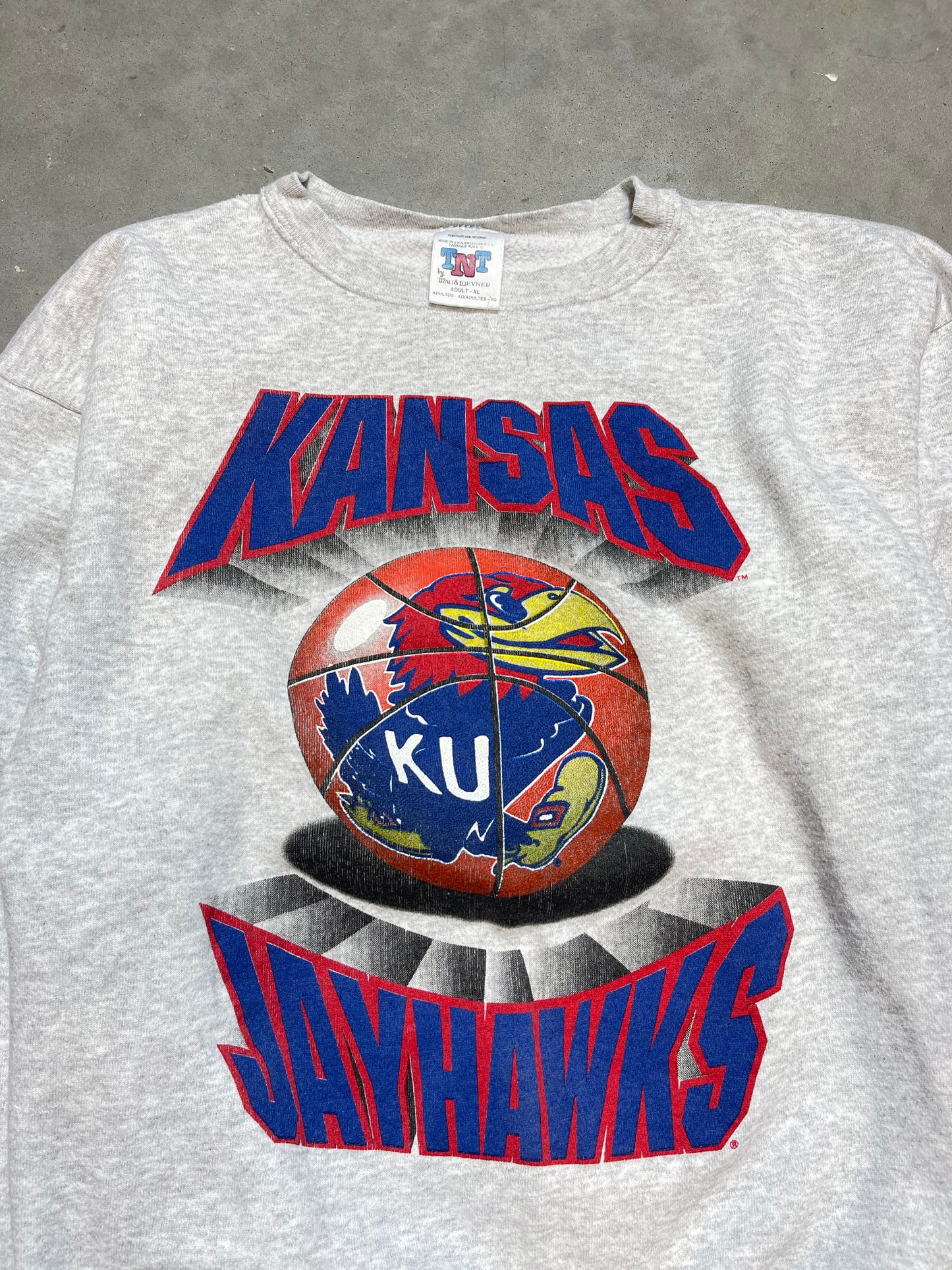 90’s Kansas Jayhawks Vintage College Basketball Crewneck (Large)