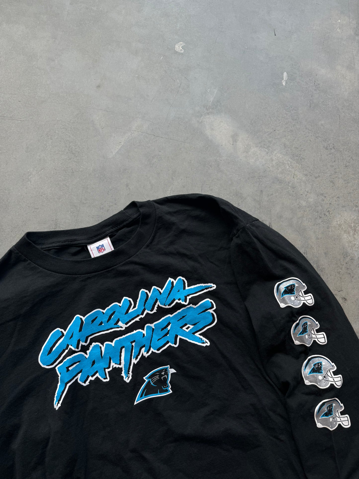 00’s Carolina Panthers Vintage Cat Scratch Font Repeat Helmet Longsleeve Tee (XL)