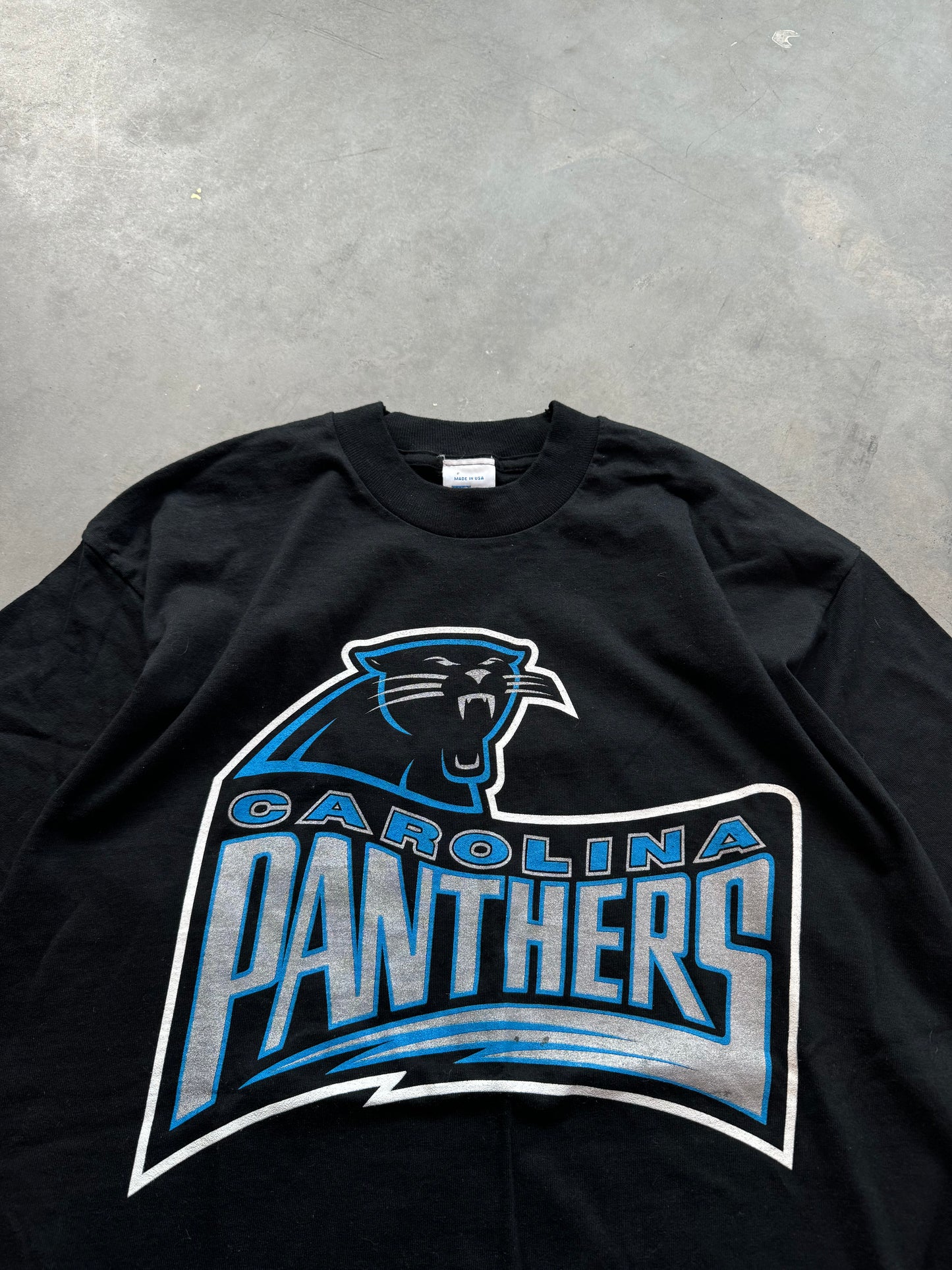 1995 Carolina Panthers Vintage Sparkling Print Word Mark Salem Sportswear NFL Tee (Large)