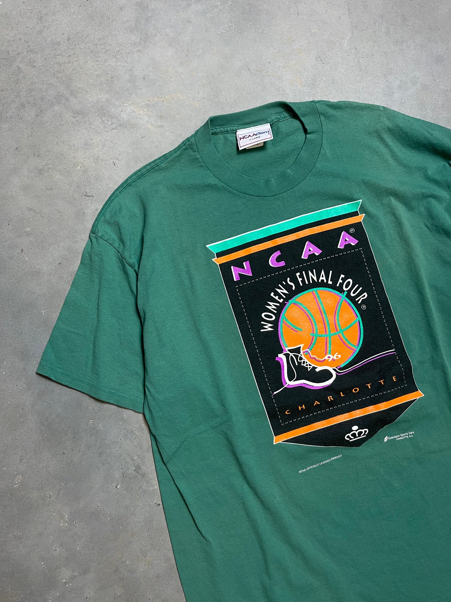 1996 Charlotte Women’s Final Four Vintage College Basketball Tee (XL)