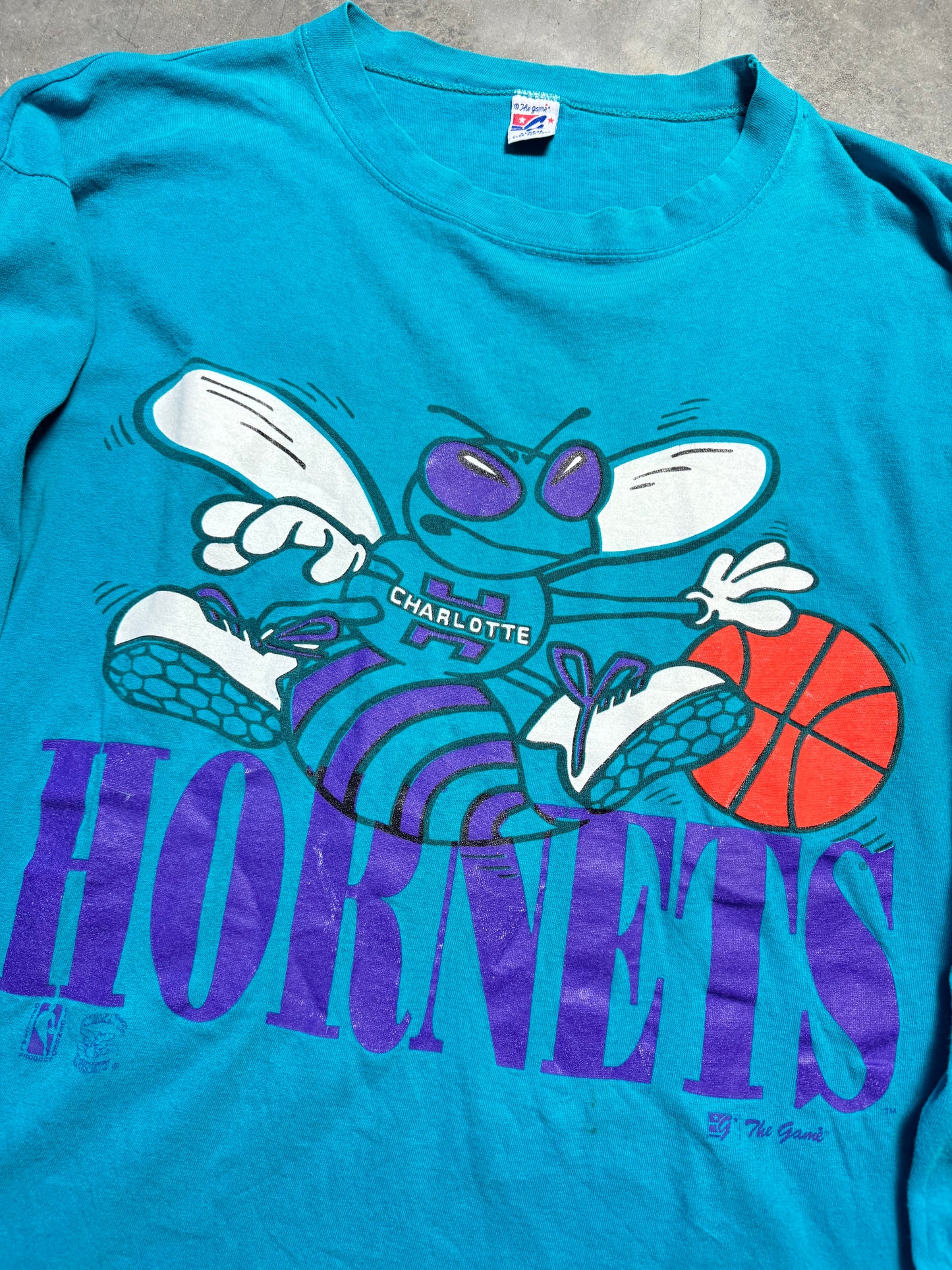 90’s Charlotte Hornets Vintage Teal The Game Big Logo Sleeve Print NBA Longsleeve Tee (XL)