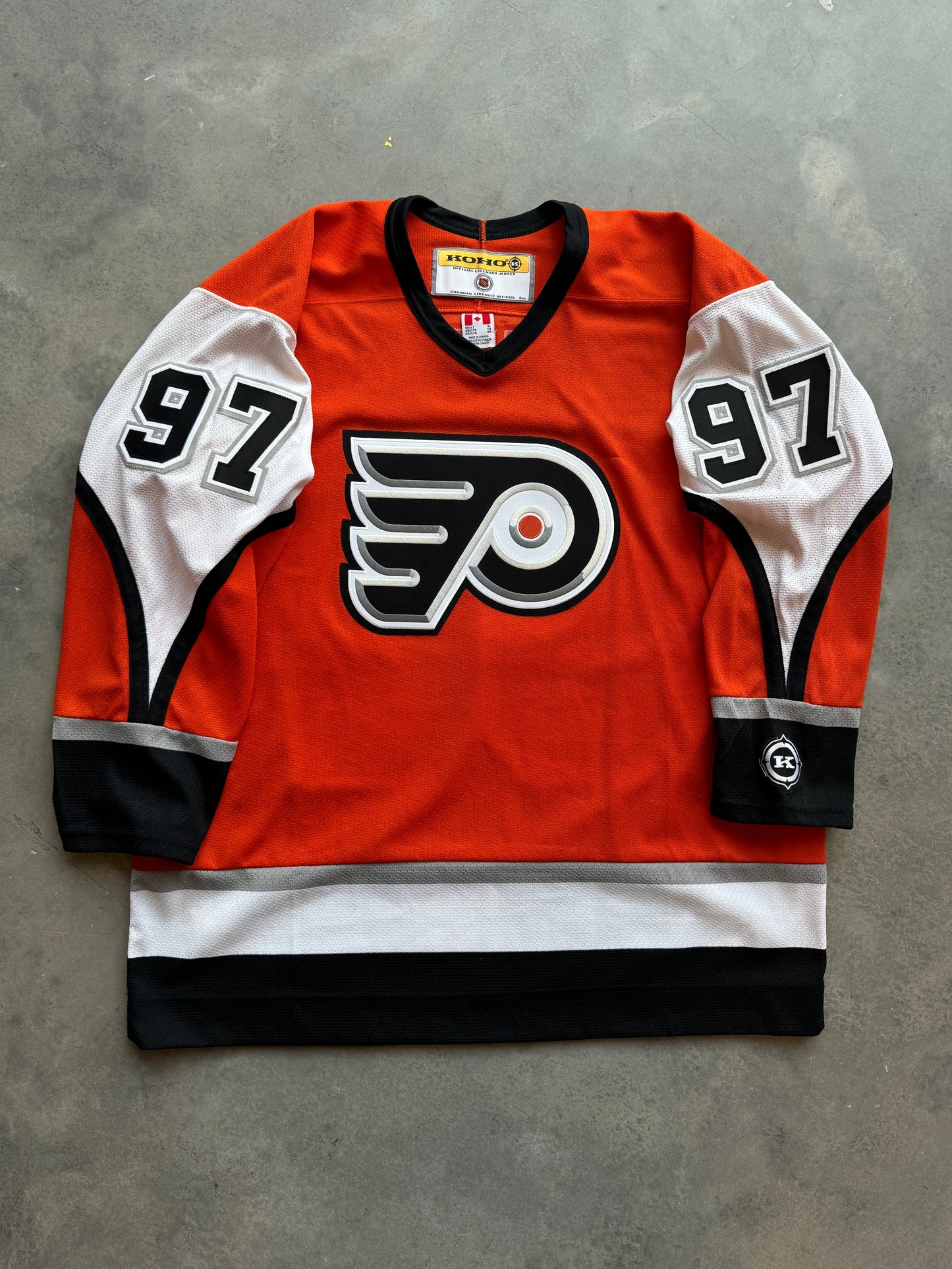 Jeremy Roenick Signed Jersey proximo