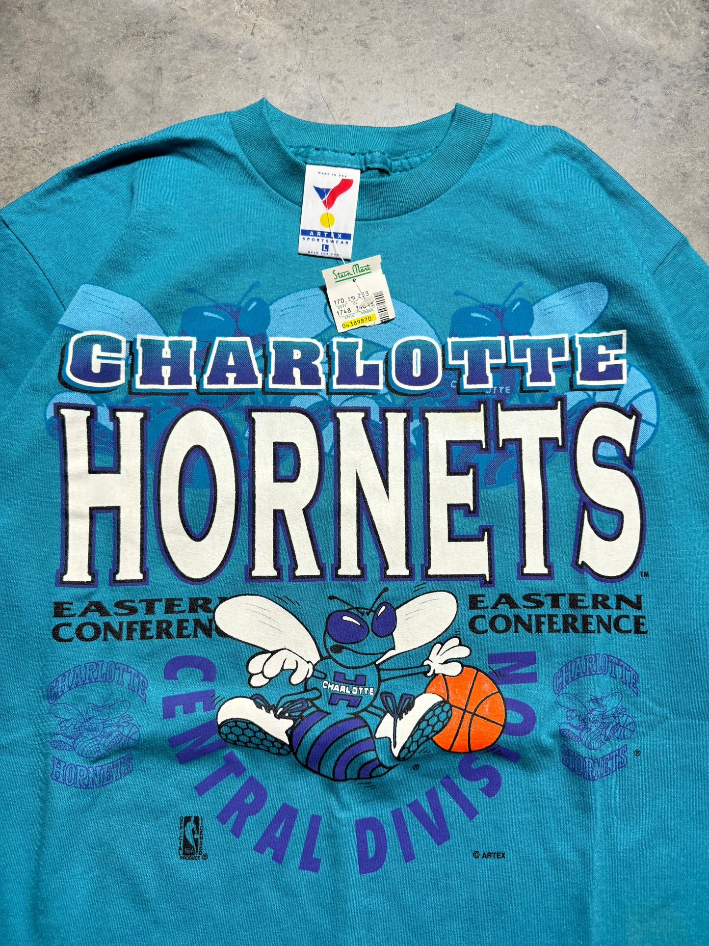 90’s Charlotte Hornets Vintage Teal Artex Sportswear NBA Graphic Tee - Deadstock (Large)