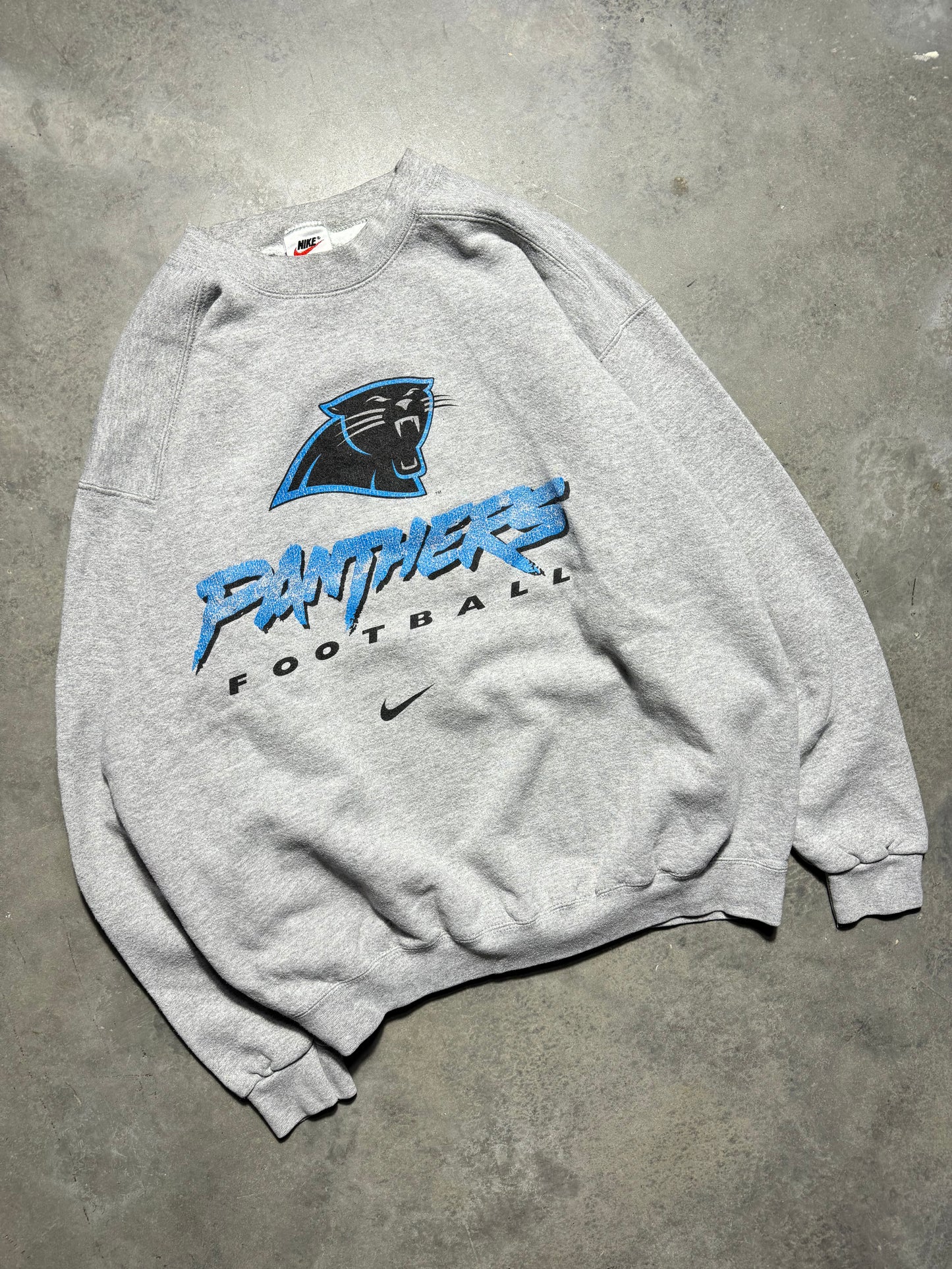 2000 Carolina Panthers Vintage Grey Nike Cat Scratch Font NFL Crewneck (Boxy Medium)