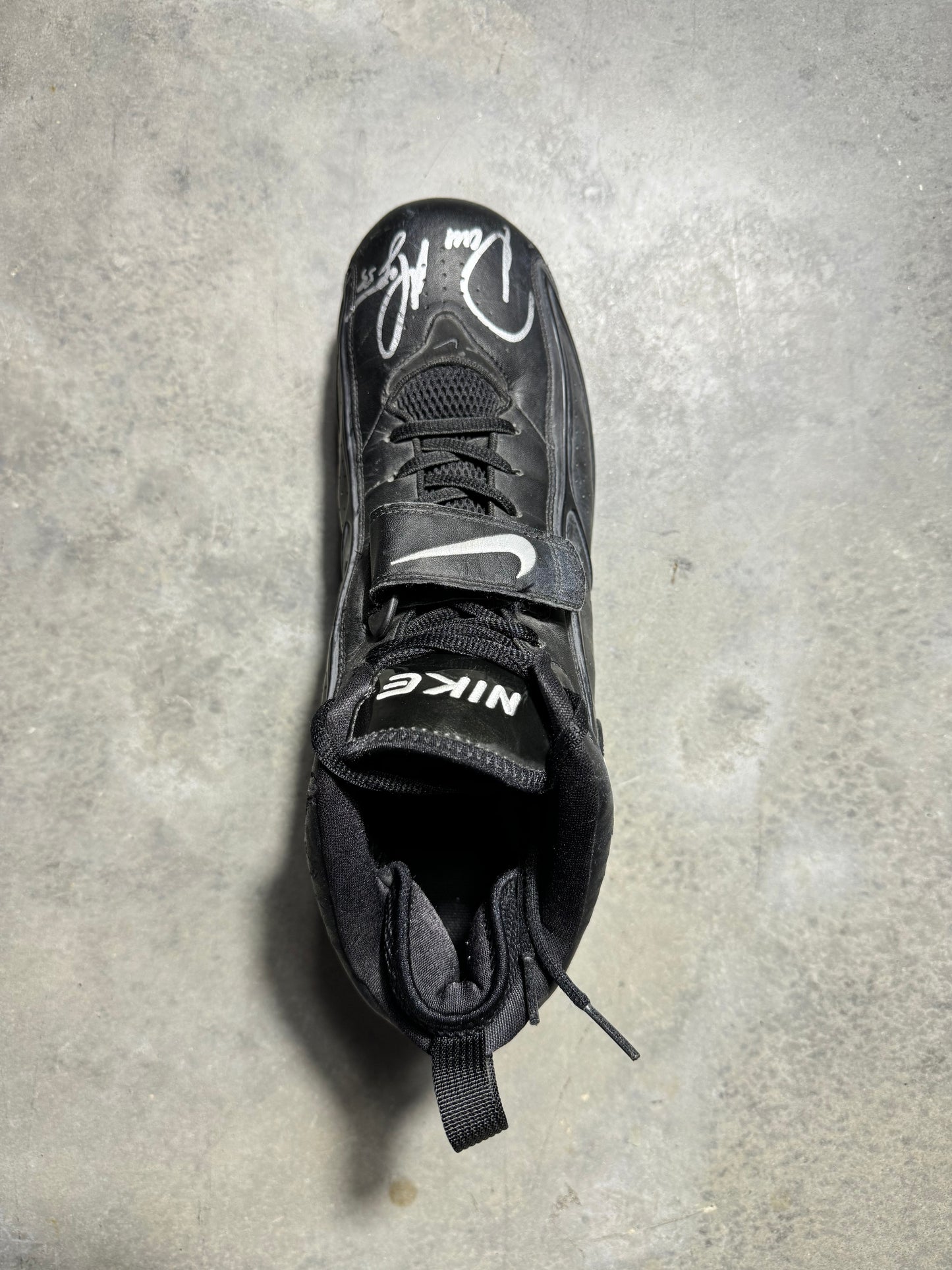 2005 Carolina Panthers Dan Morgan Game Worn Nike NFL Cleat - Autographed