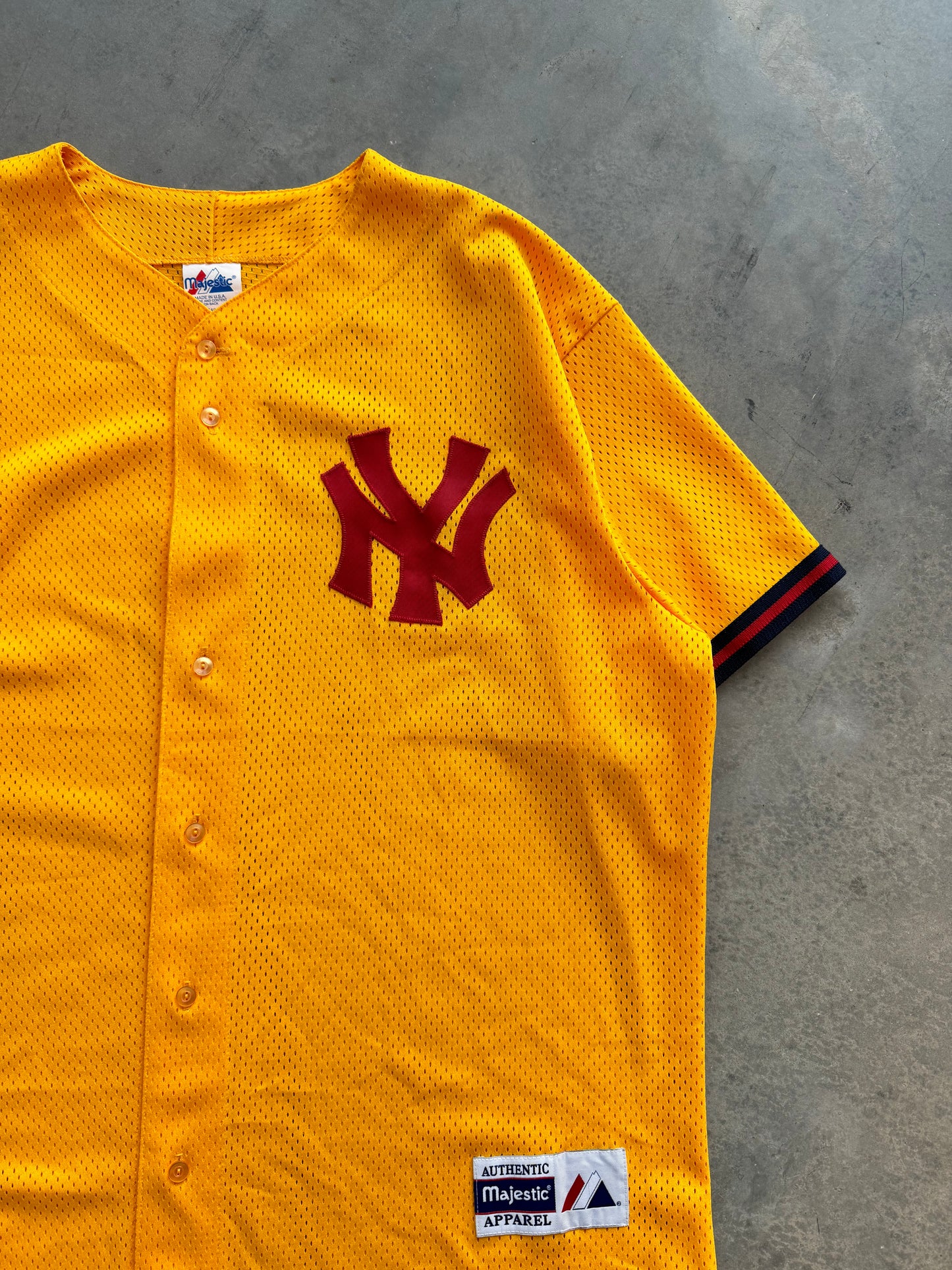 90’s New York Yankees Vintage Gold/Maroon Majestic MLB Jersey (XL)