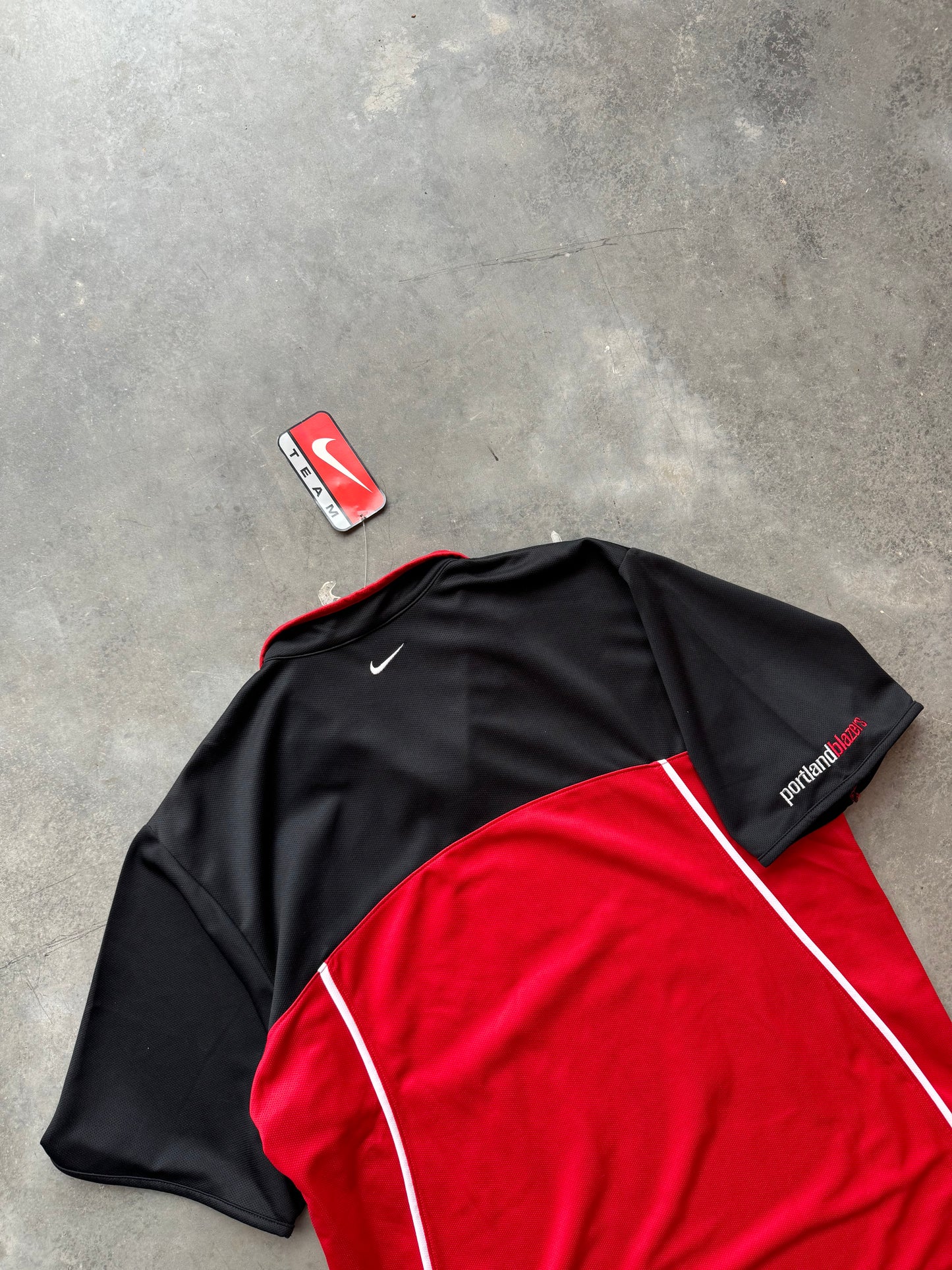 2001 Portland Trail Blazers Vintage Nike Team Sports Half Zip NBA Shooting Shirt Warm Up - Deadstock (Large)