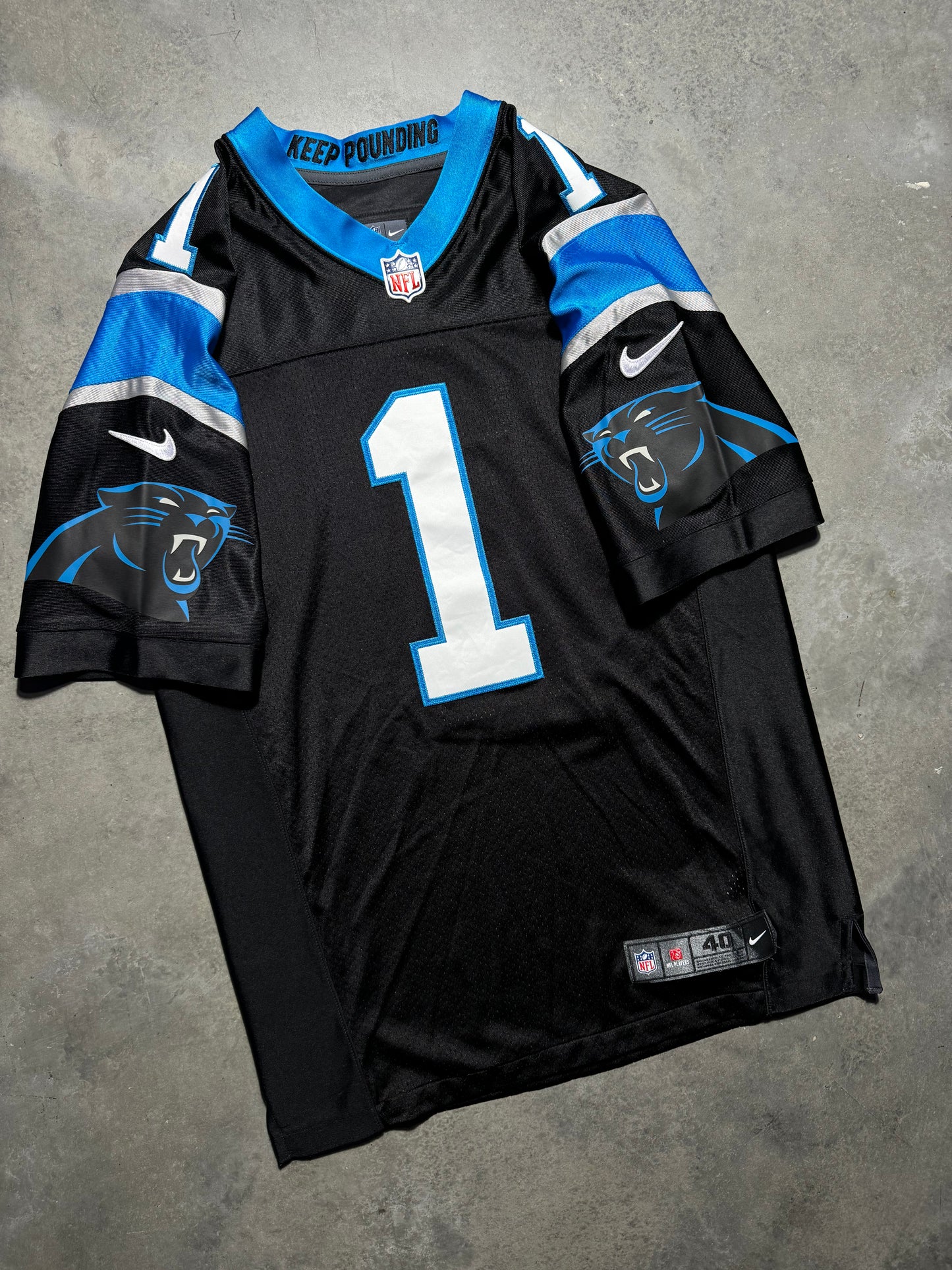 2016 Carolina Panthers Cam Newton Black Nike NFL On Field Stitched Authentic Jersey (40/Medium)