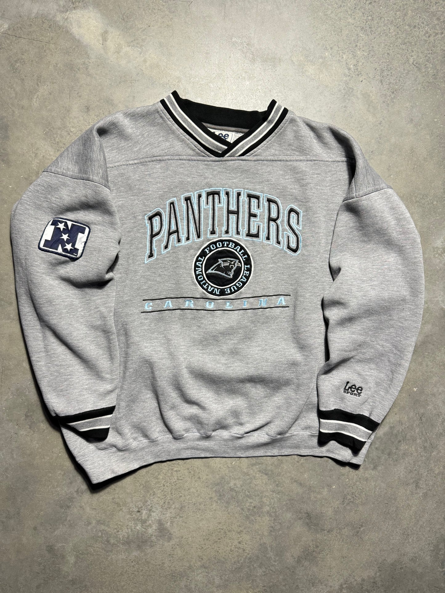 90’s Carolina Panthers Vintage Grey Lee Sport Ribbed Embroidered NFL Crewneck (XL)
