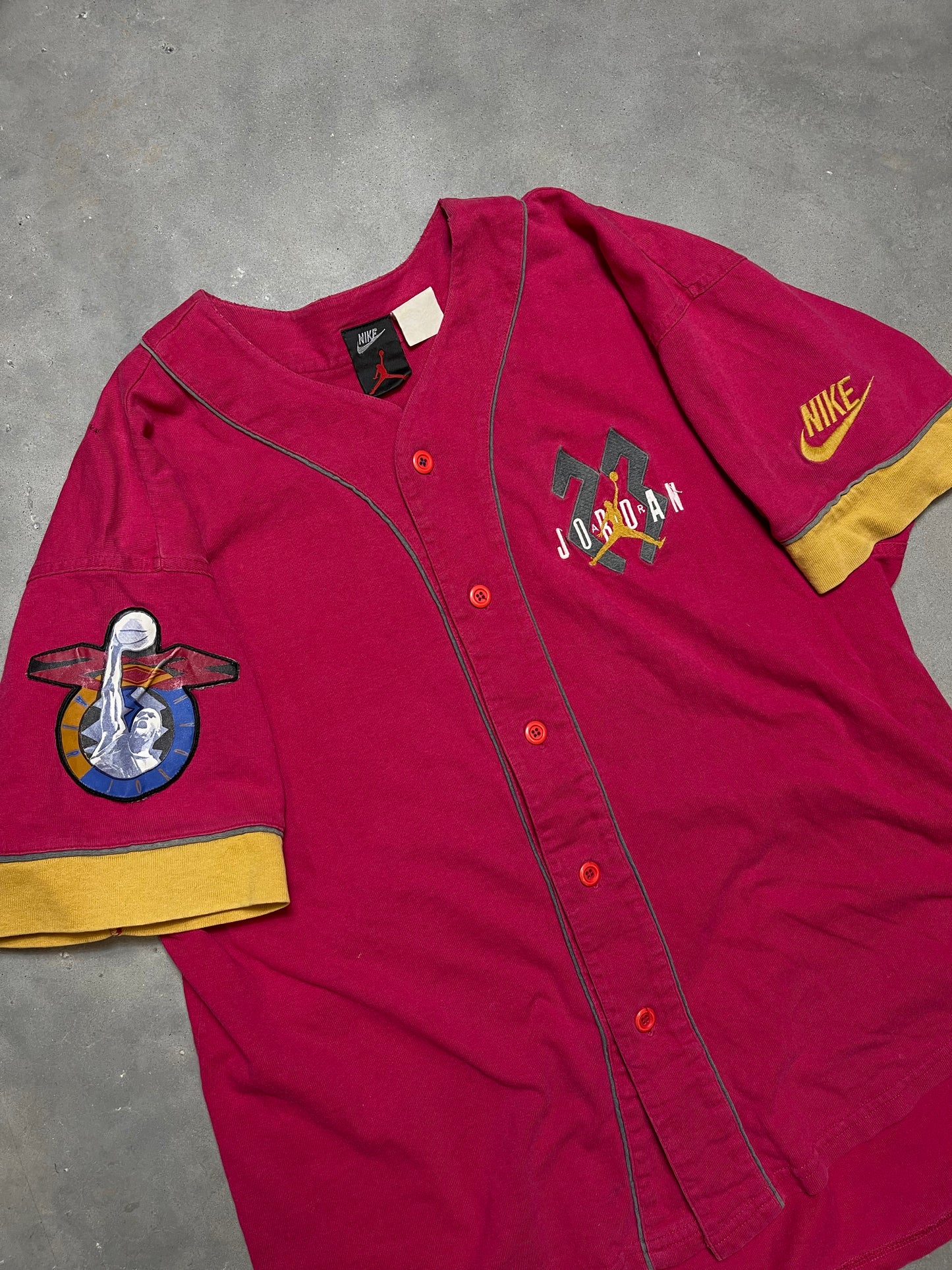 90’s Nike Air Jordan Vintage Button Up Baseball Jersey (Medium)