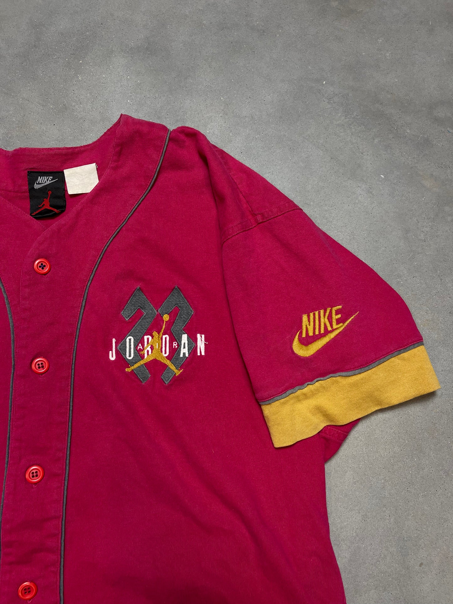 90’s Nike Air Jordan Vintage Button Up Baseball Jersey (Medium)