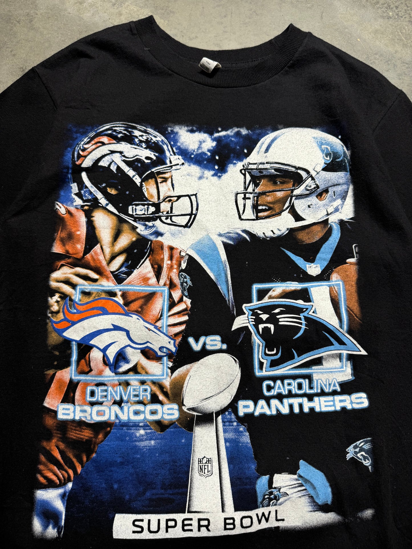 2016 Carolina Panthers vs. Denver Broncos Super Bowl 50 Manning Newton Match Up NFL Tee (Small)