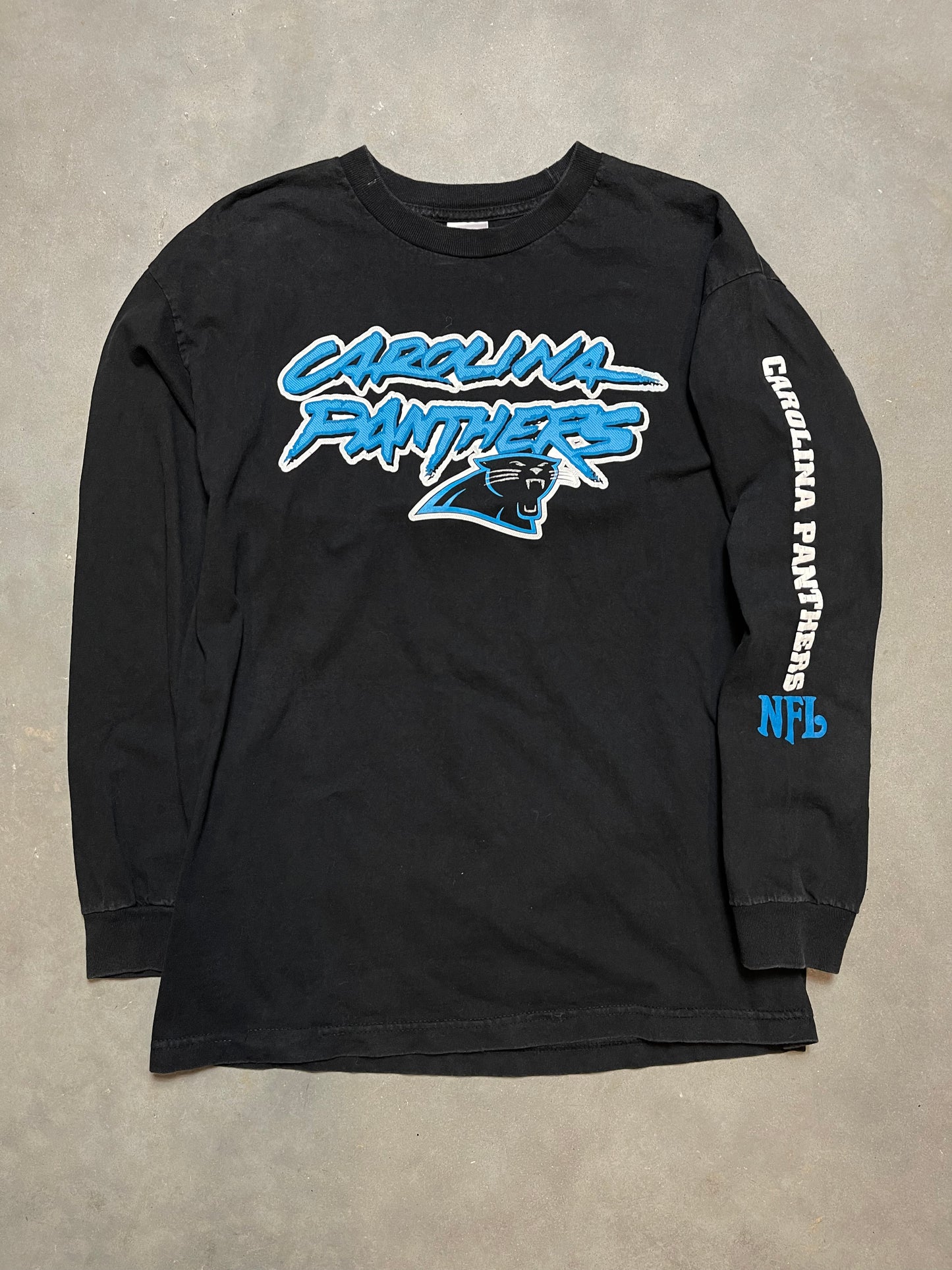 00’s Carolina Panthers Vintage Cat Scratch Font NFL Longsleeve Tee (Large)