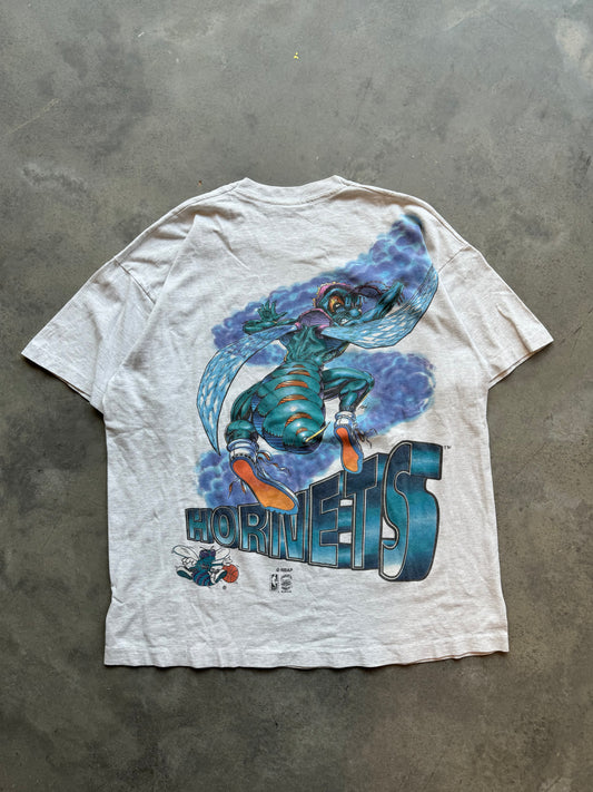 90’s Charlotte Hornets Vintage Realistic Hugo Hornet Heather Grey NBA Tee (XL)