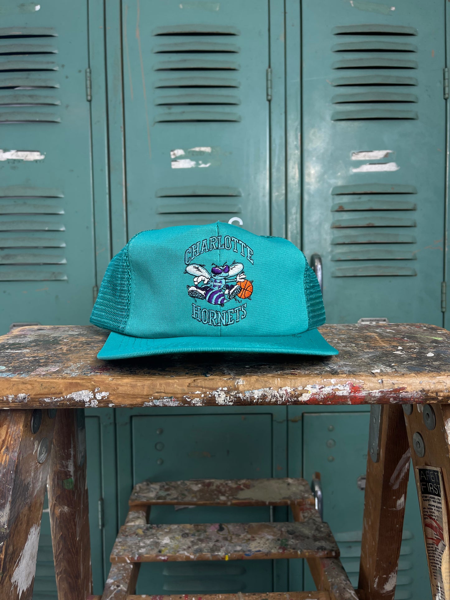 80’s Charlotte Hornets Vintage Trucker Snapback Hat - Deadstock (OSFA)