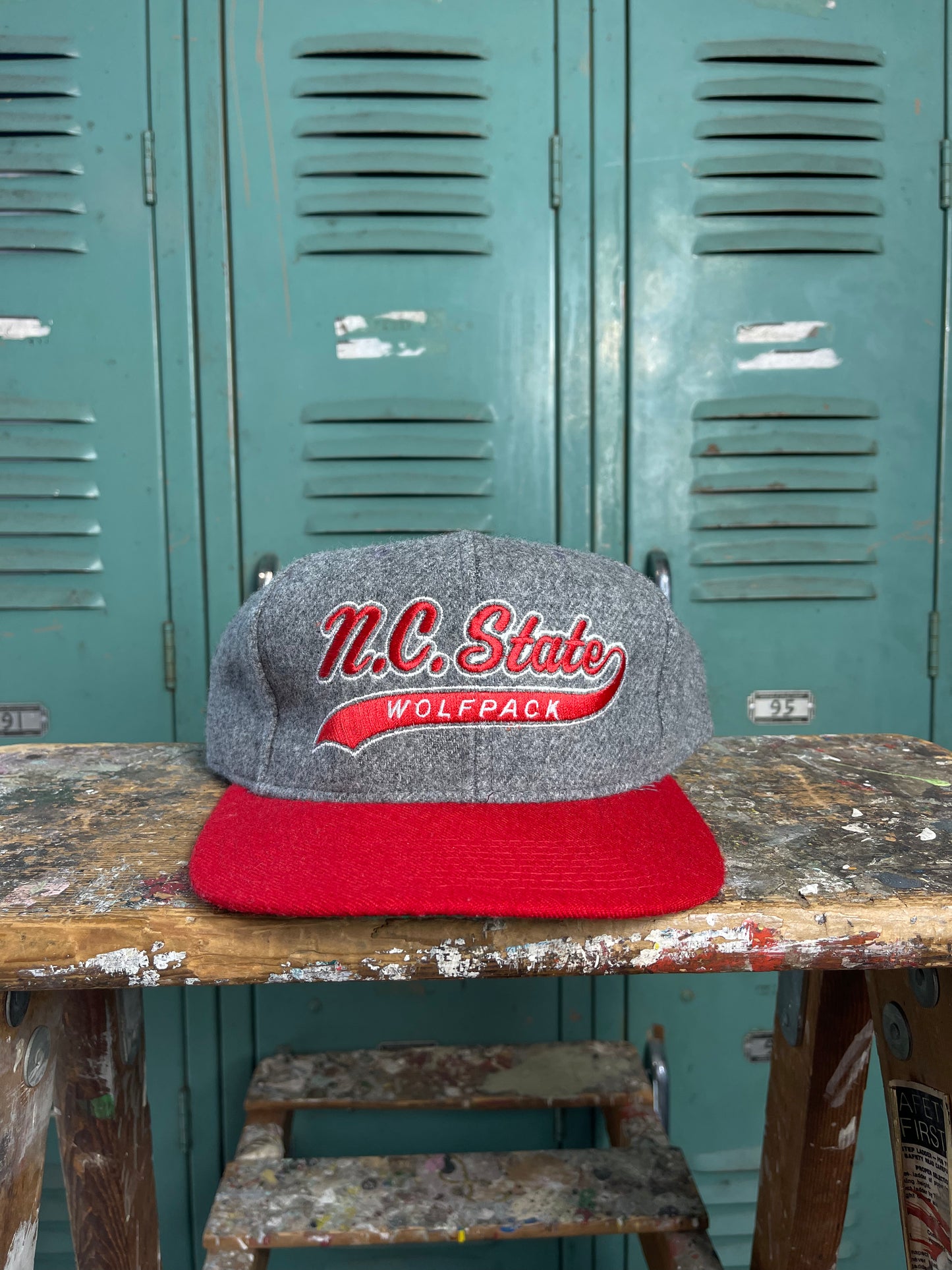 90’s NC State Wolfpack Vintage Starter Script Snapback Hat (OSFA)